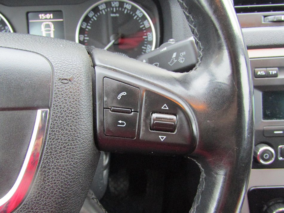 Škoda Octavia II 1.6 TDi Elegance