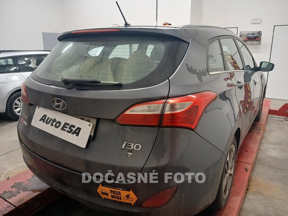 Hyundai I30 1.6 i 