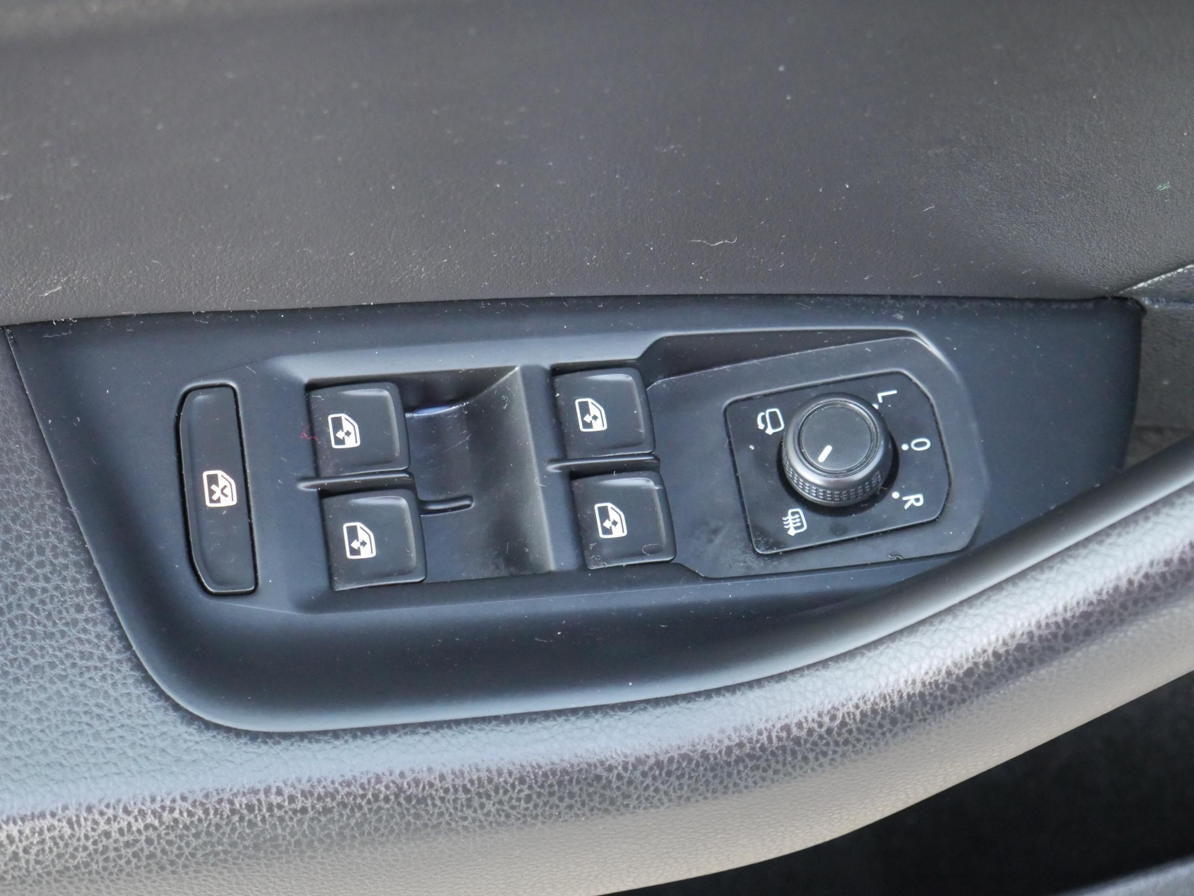 Volkswagen Arteon, 2018 - pohled č. 11