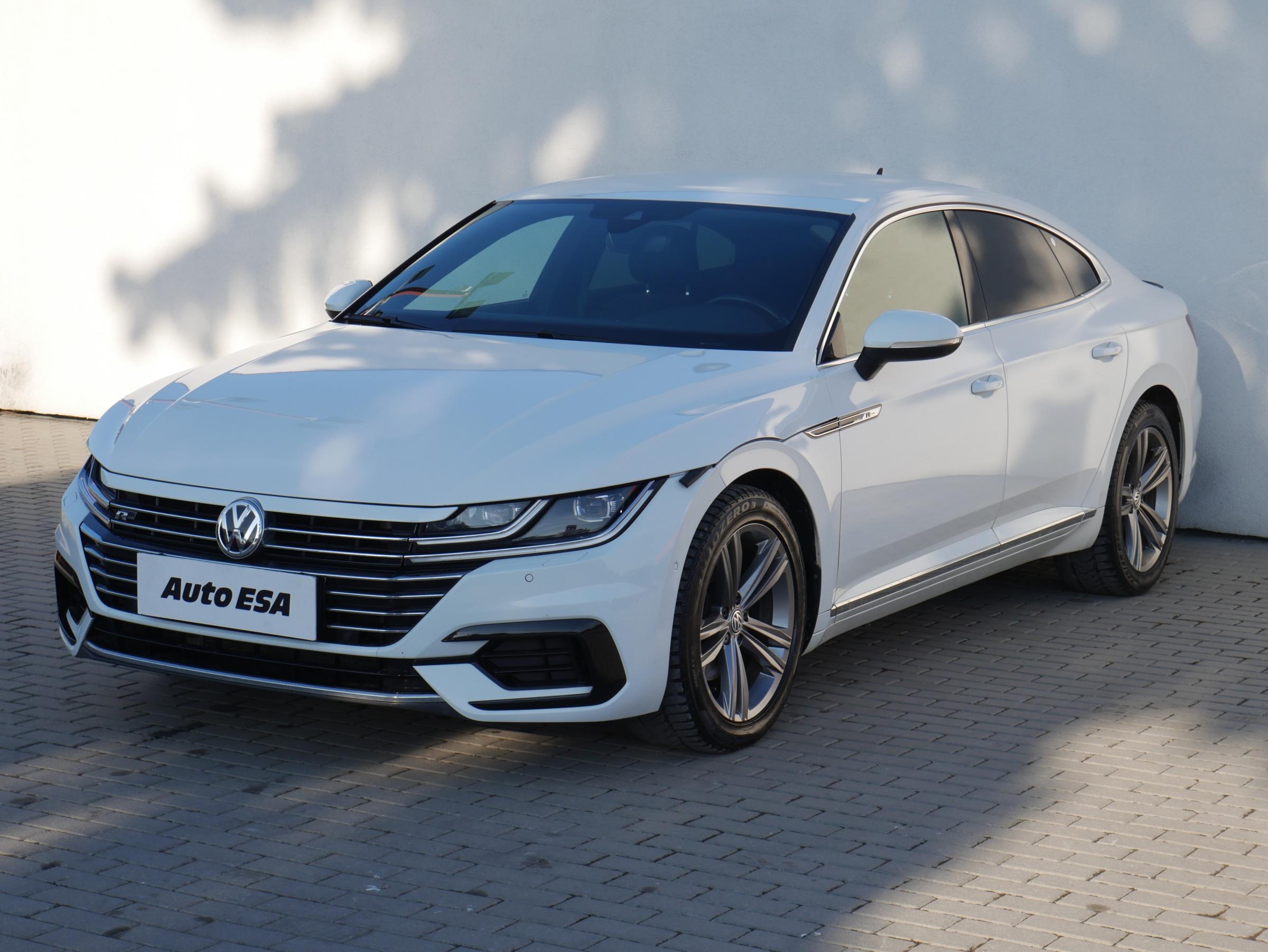 Volkswagen Arteon, 2018 - pohled č. 3
