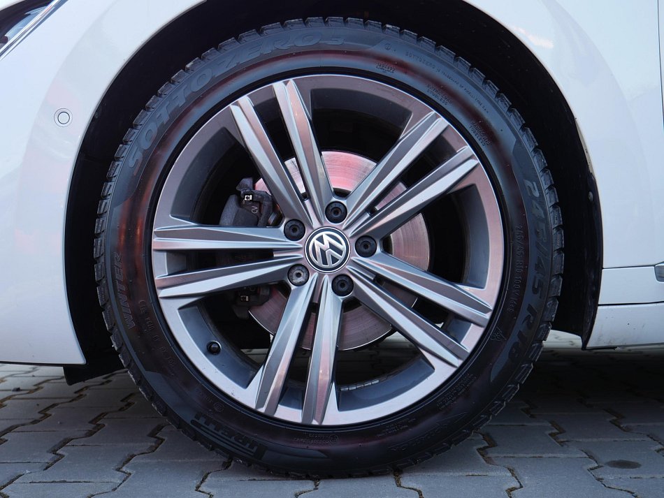 Volkswagen Arteon 2.0 TSi R-Line