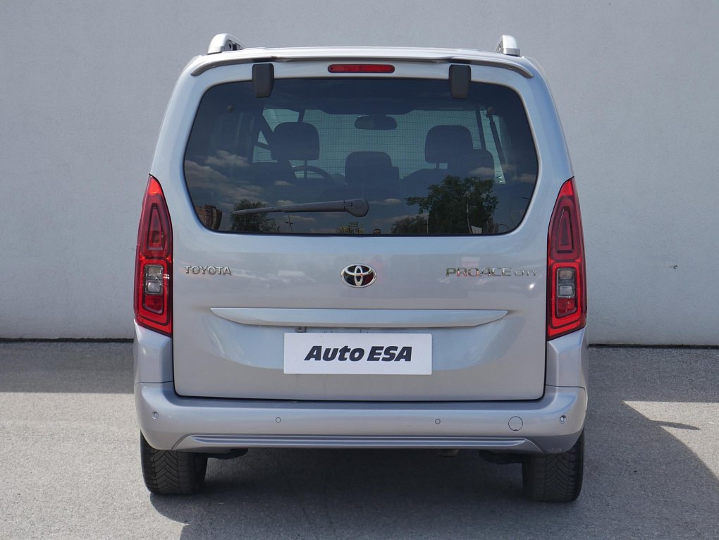 Toyota ProAce City Verso 1.5D-4D  MAXi 7míst