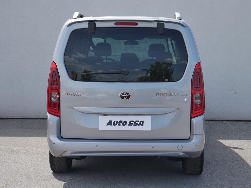 Toyota ProAce City Verso 1.5D-4D  MAXi 7míst