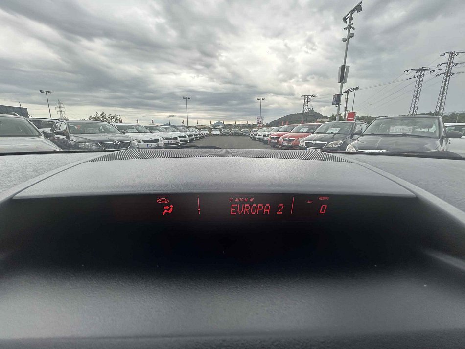 Mazda 6 2.0i 