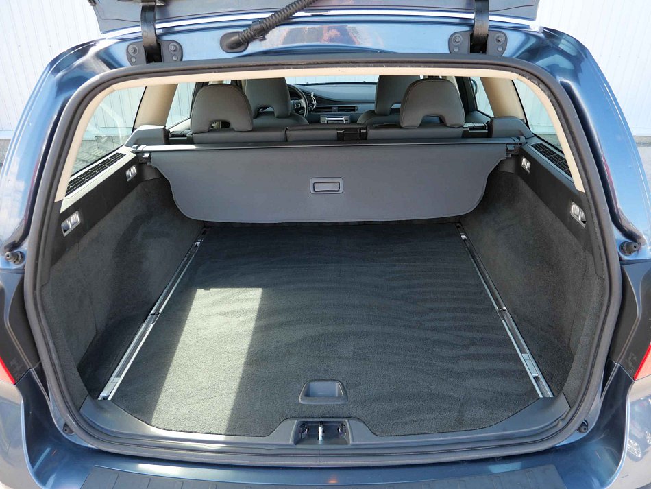 Volvo V70 2.4 D5 