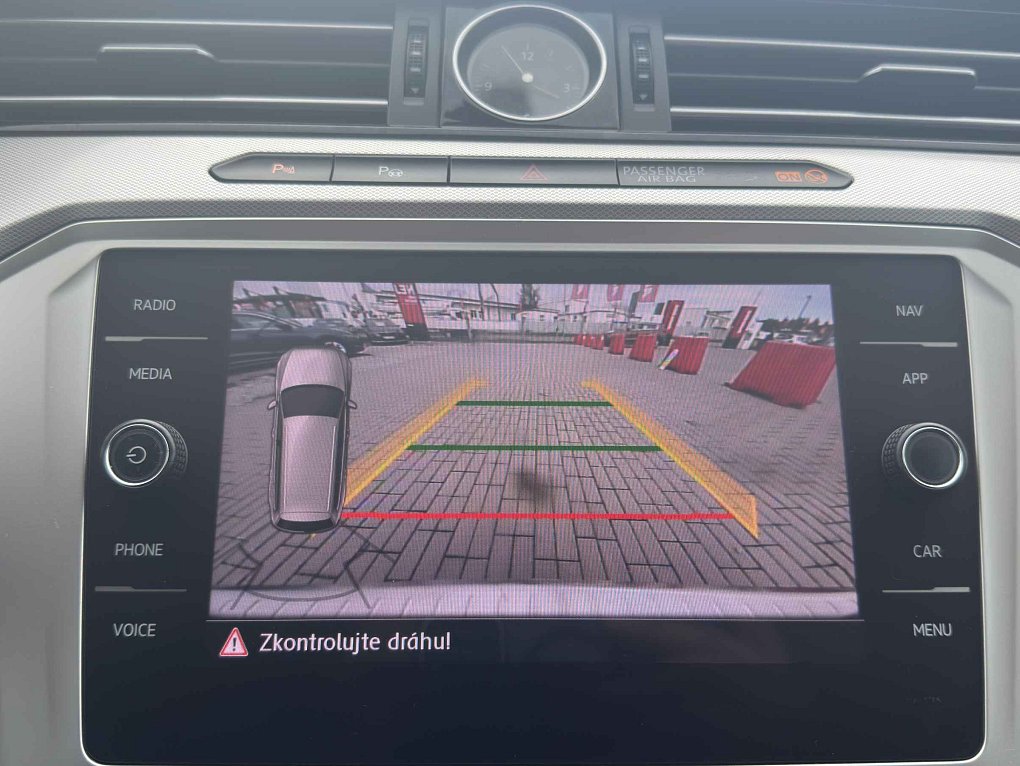Volkswagen Passat 2.0 TDi 