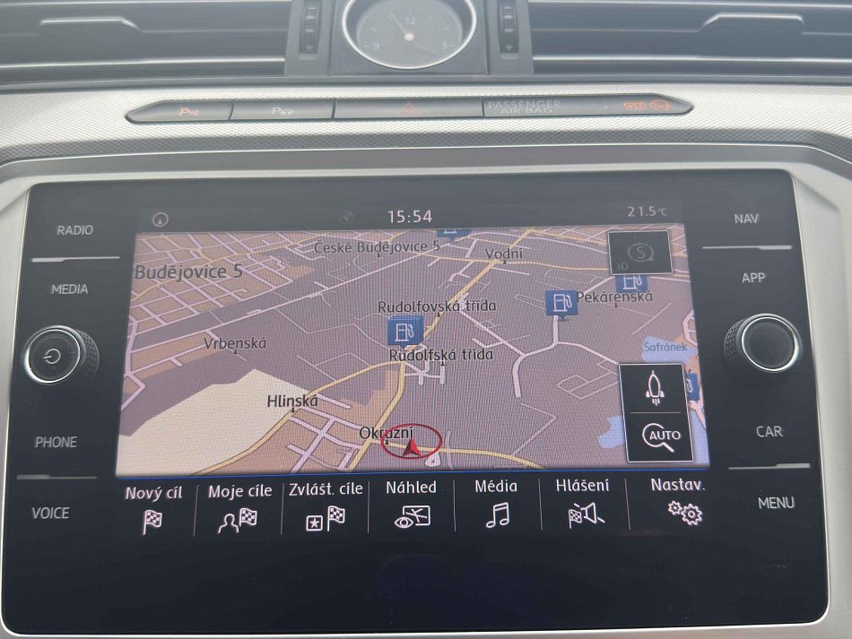 Volkswagen Passat 2.0 TDi 