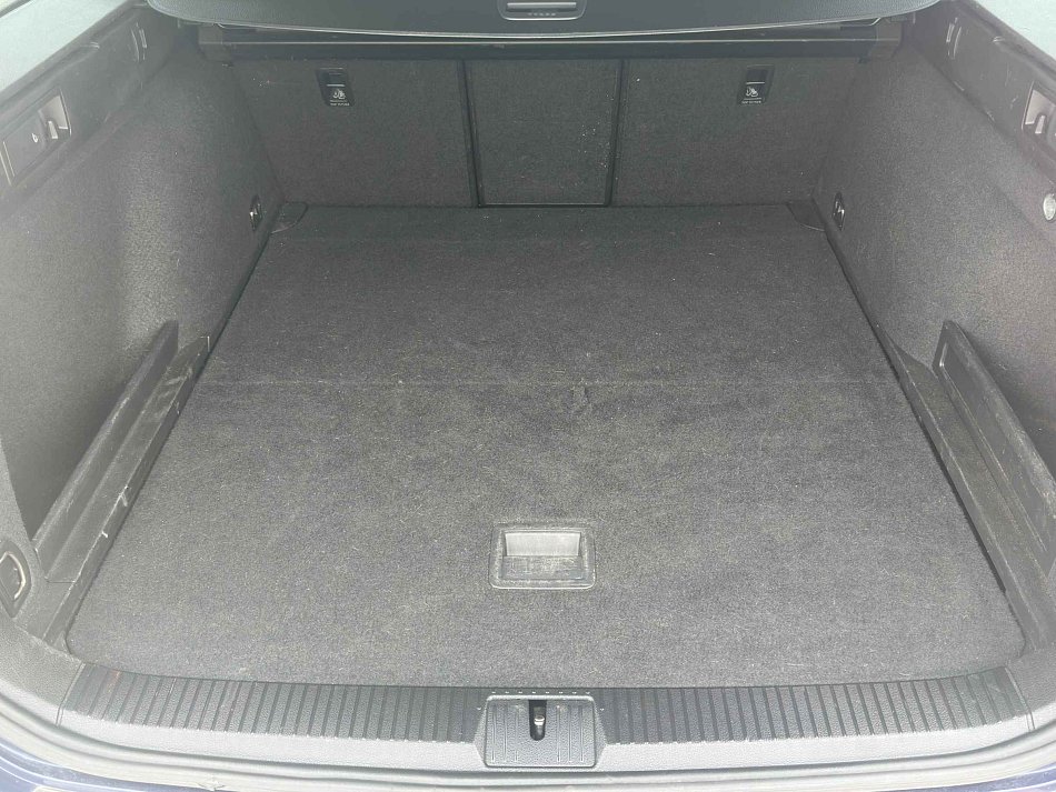 Volkswagen Passat 2.0 TDi 