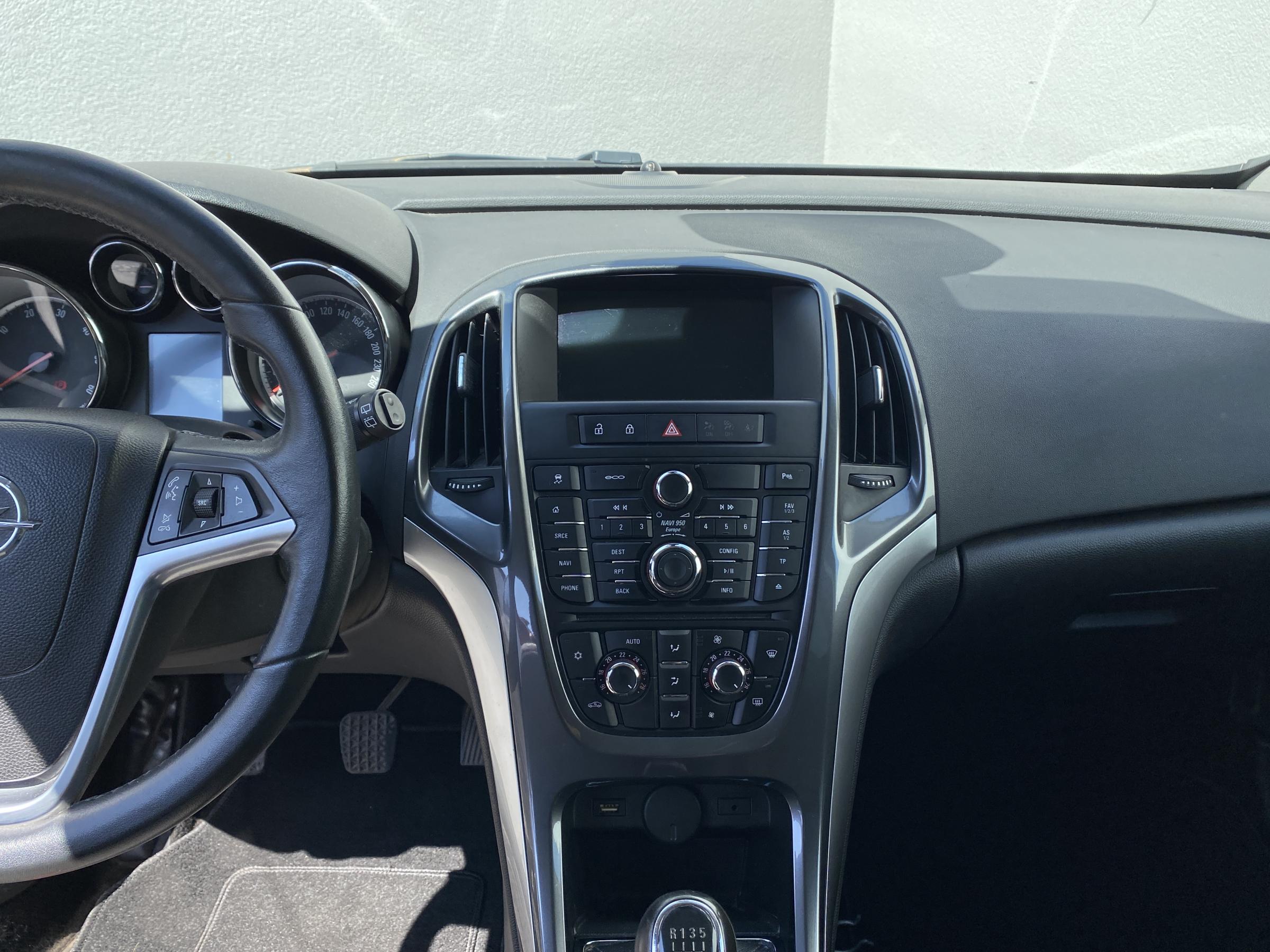 Opel Astra, 2014 - pohled č. 10