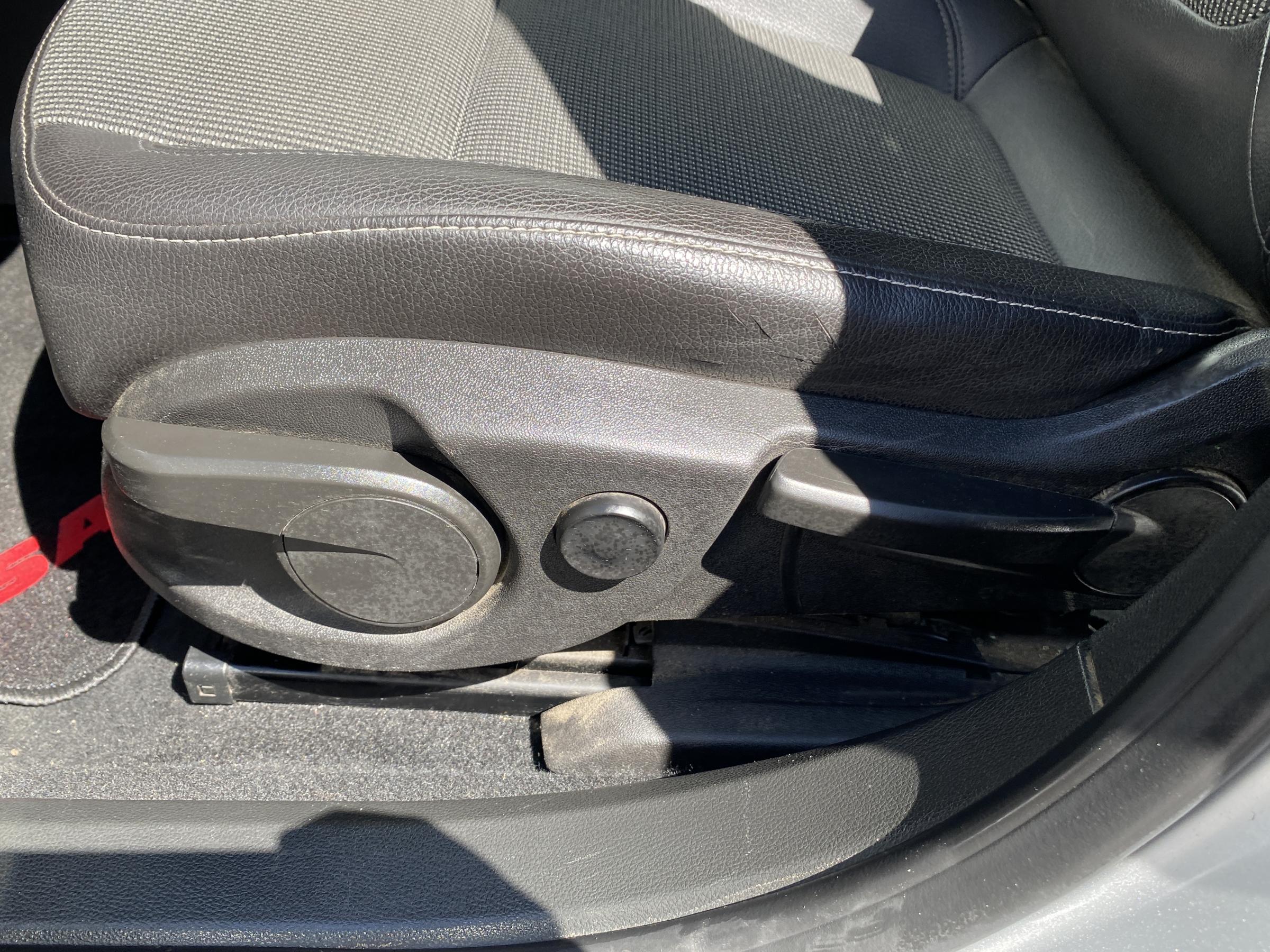 Opel Astra, 2014 - pohled č. 14