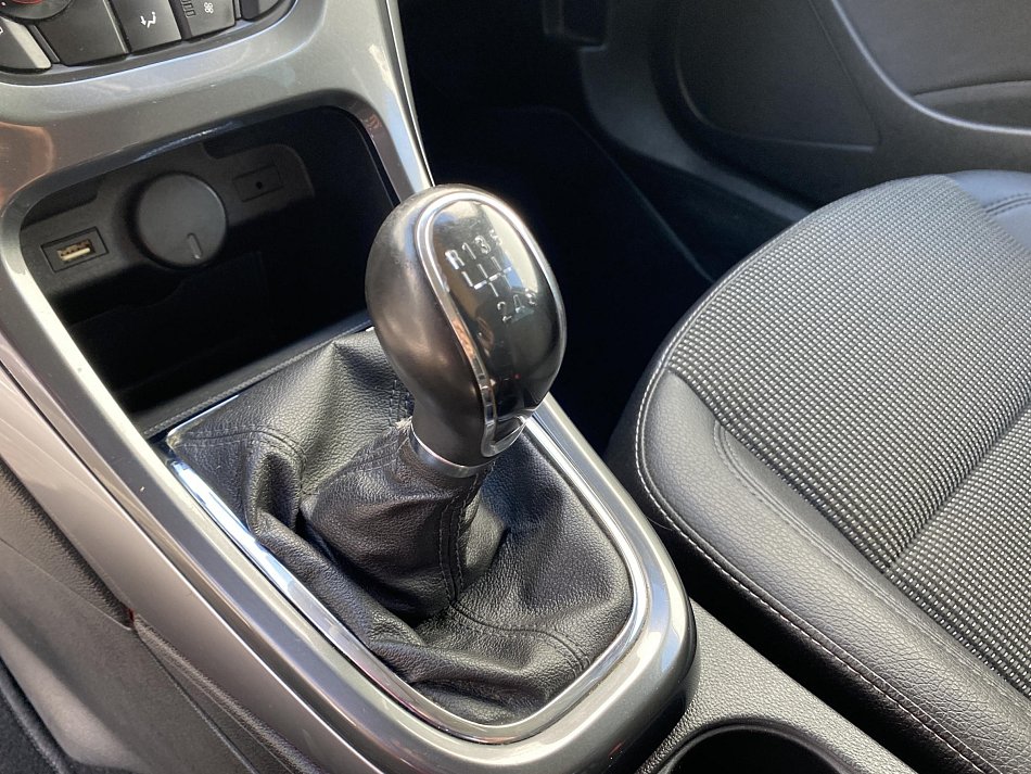 Opel Astra 2.0 CDTi Exclusive