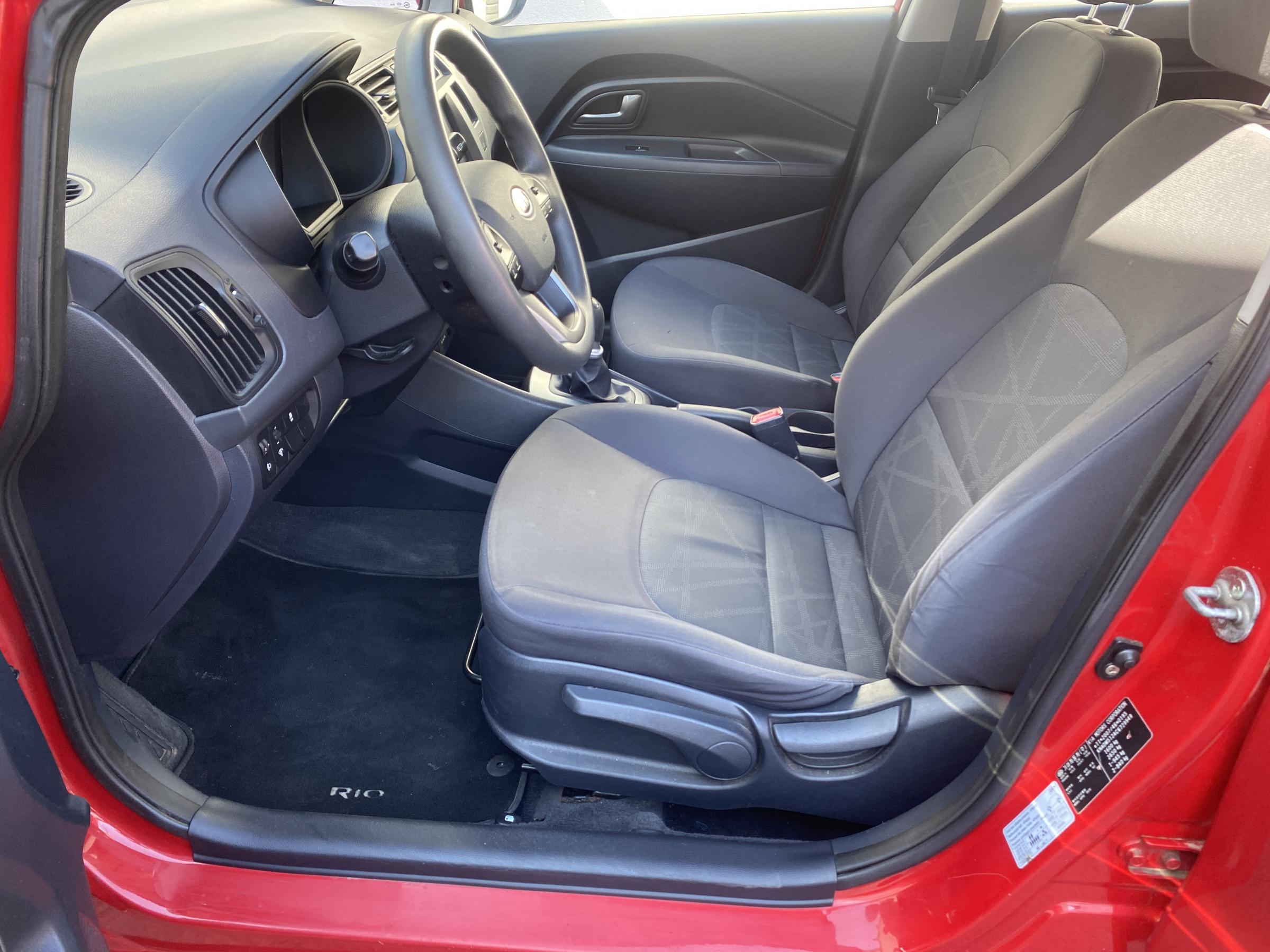 Kia Rio, 2012 - pohled č. 10