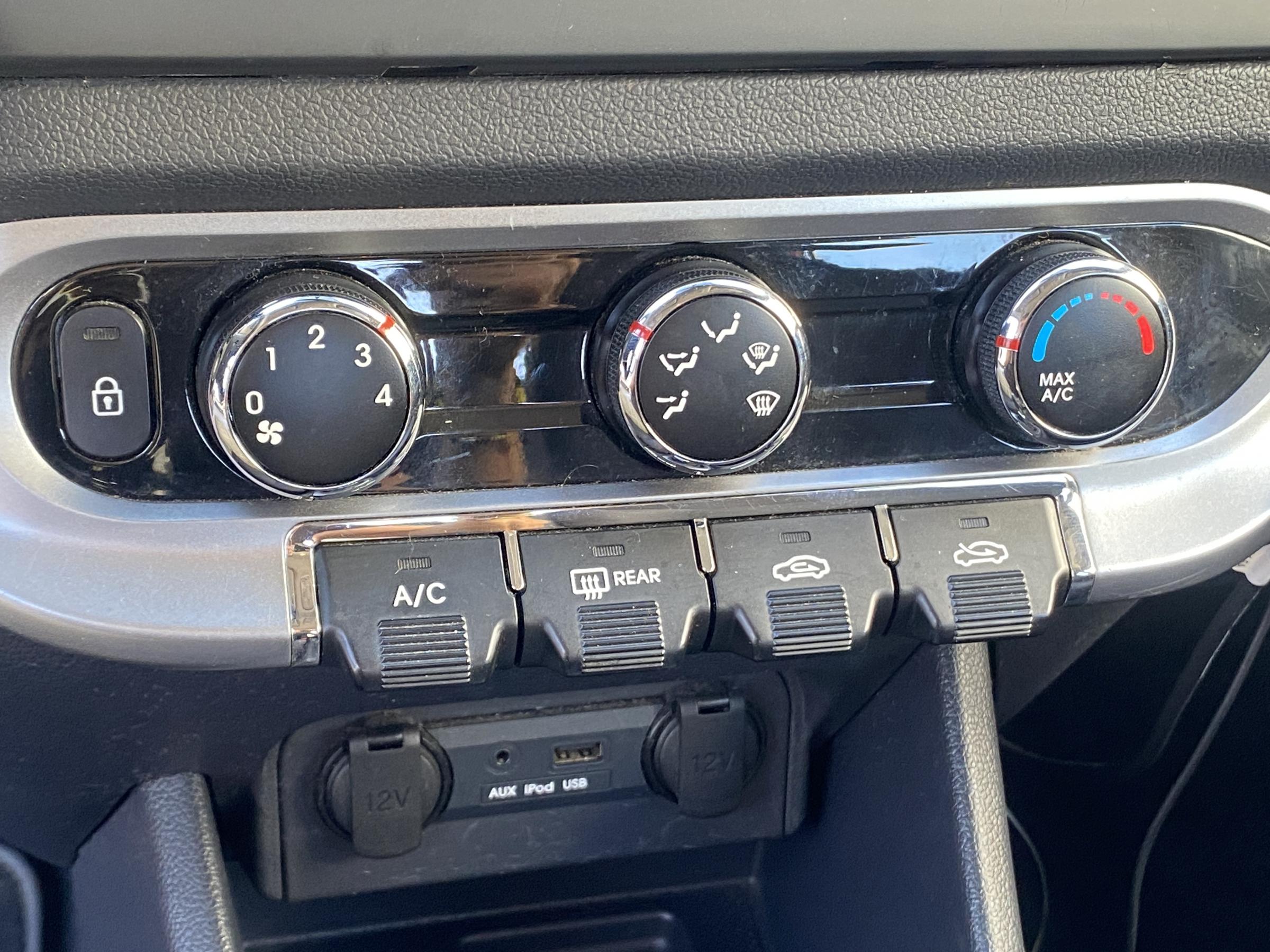 Kia Rio, 2012 - pohled č. 14