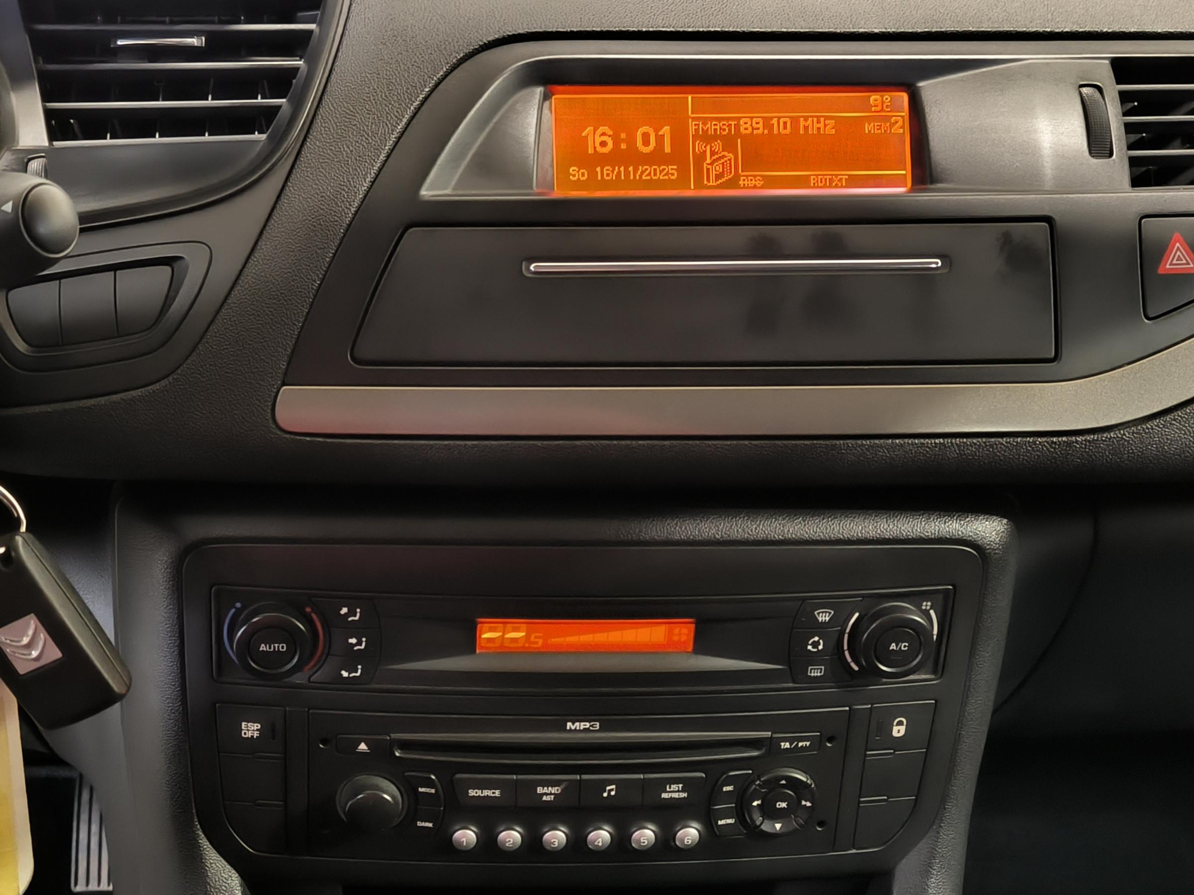 Citroën C5, 2009 - pohled č. 14