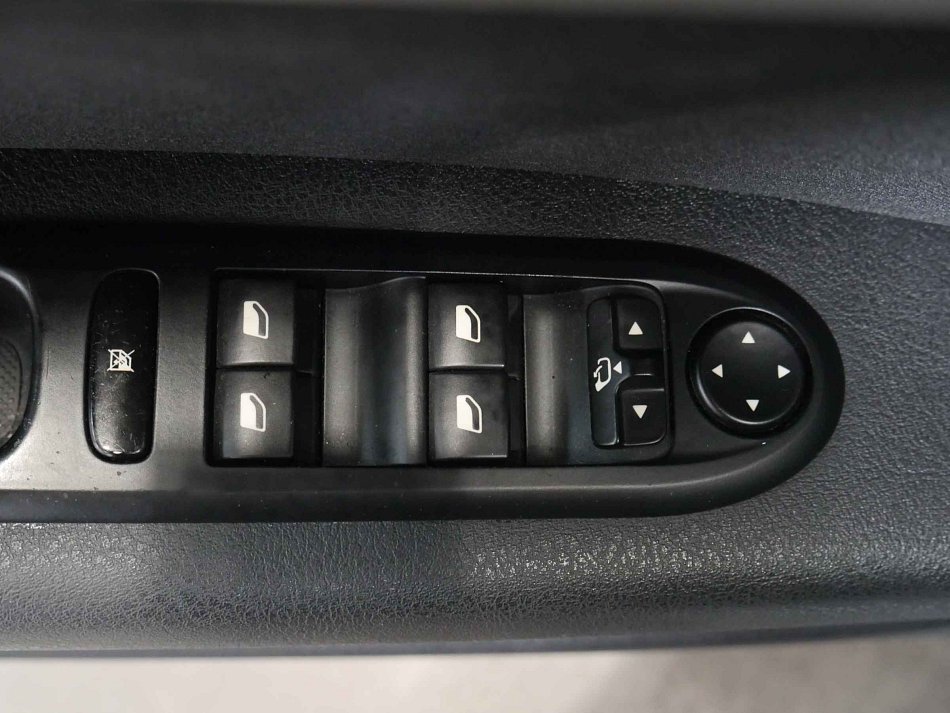 Peugeot 407 2.0 HDI 