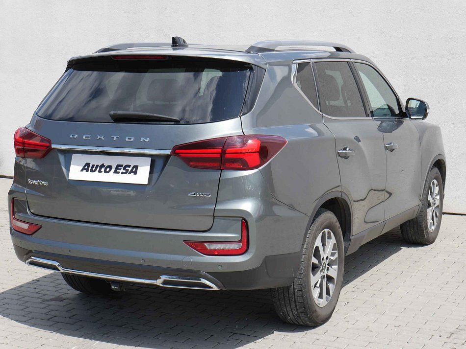 SsangYong Rexton 2.2 e-XDi  4x4