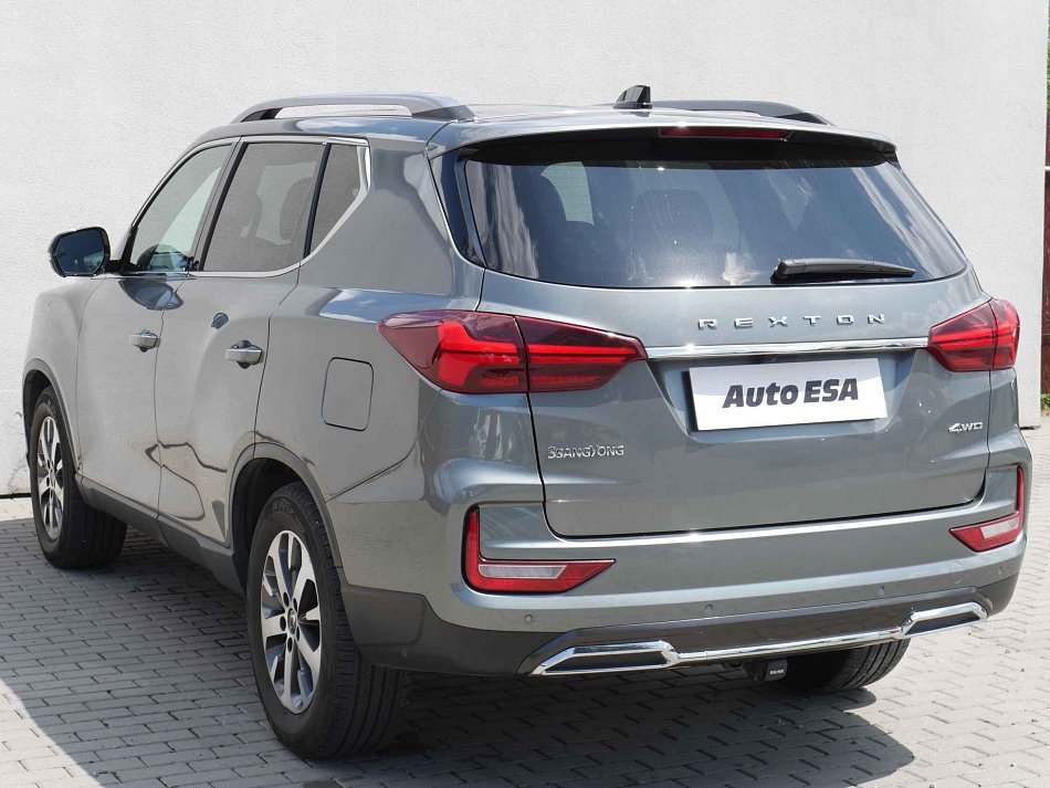 SsangYong Rexton 2.2 e-XDi  4x4