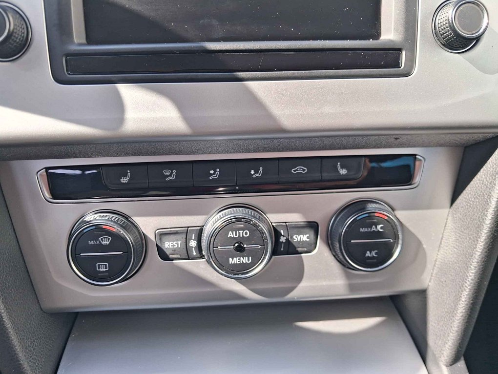 Volkswagen Passat 2.0 TDi 