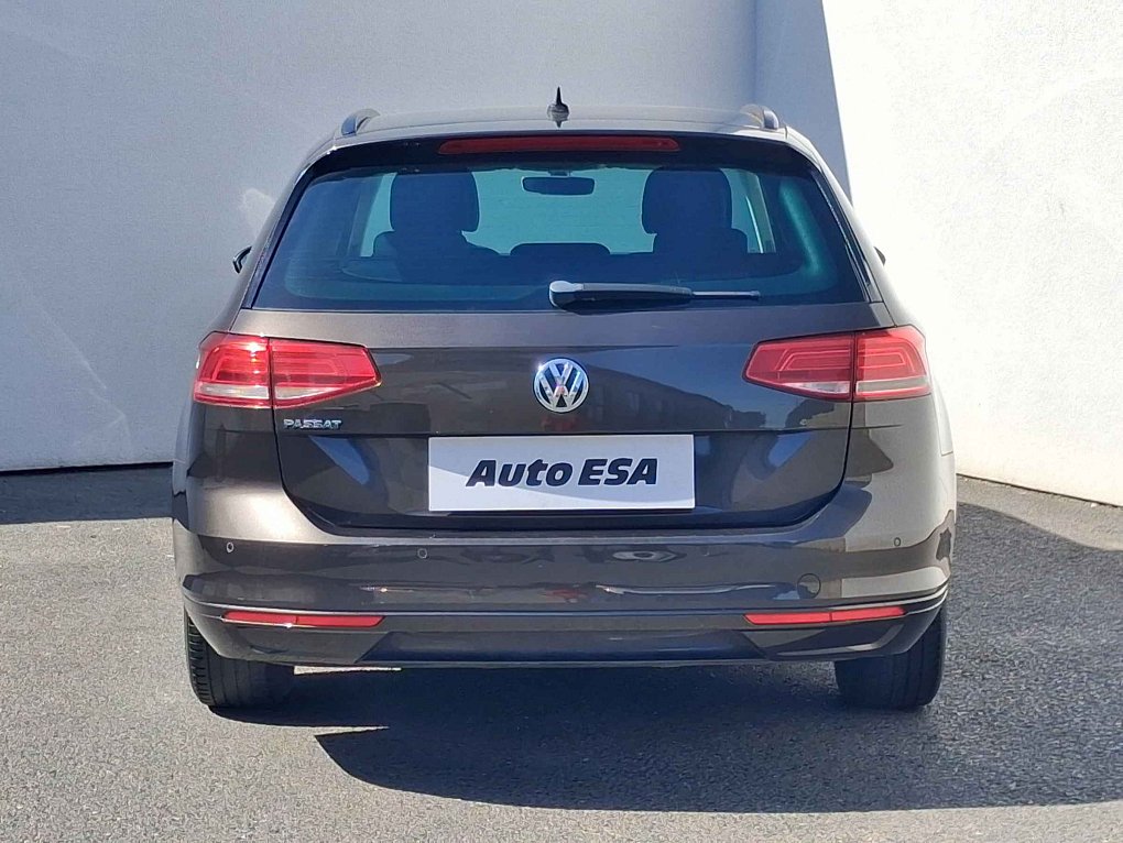 Volkswagen Passat 2.0 TDi 