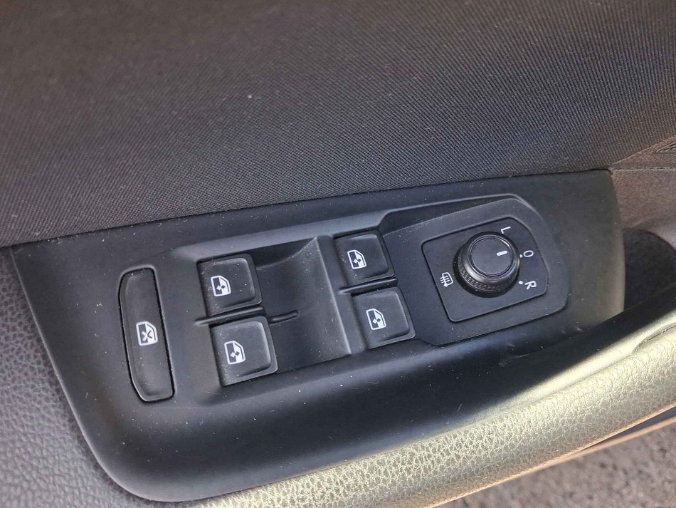 Volkswagen Passat 2.0 TDi 