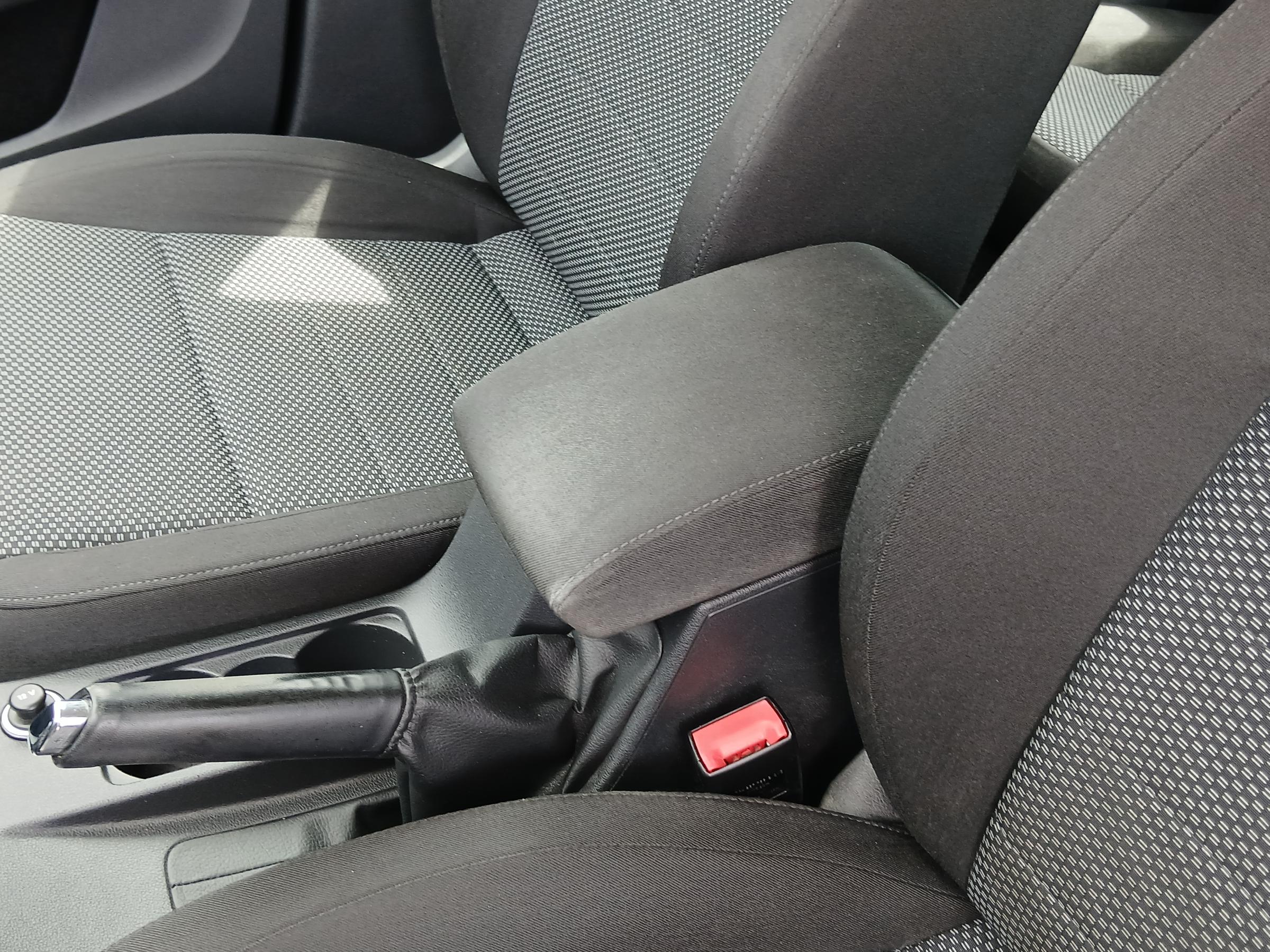 Škoda Octavia III, 2014 - pohled č. 20