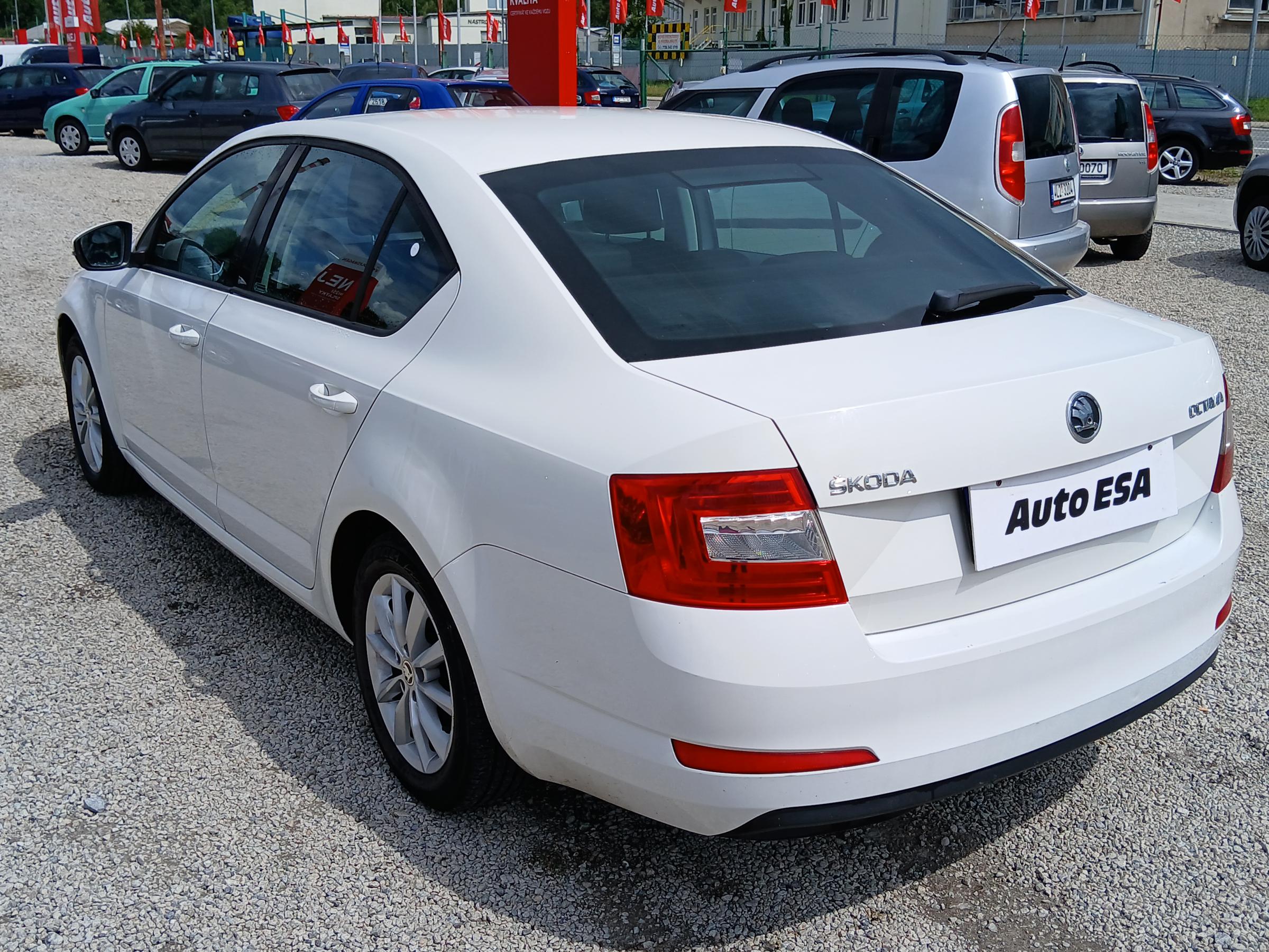 Škoda Octavia III, 2014 - pohled č. 6