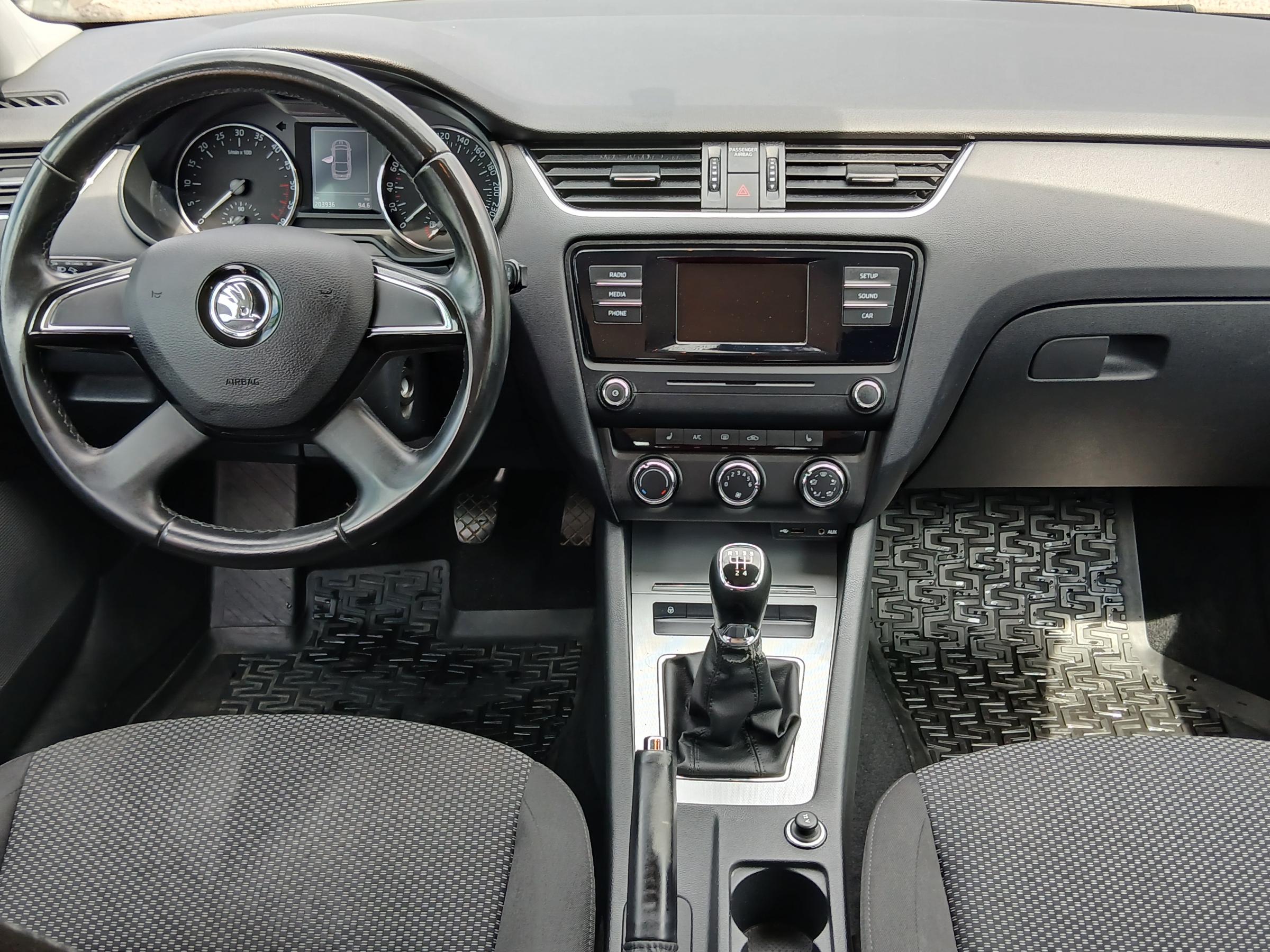 Škoda Octavia III, 2014 - pohled č. 9