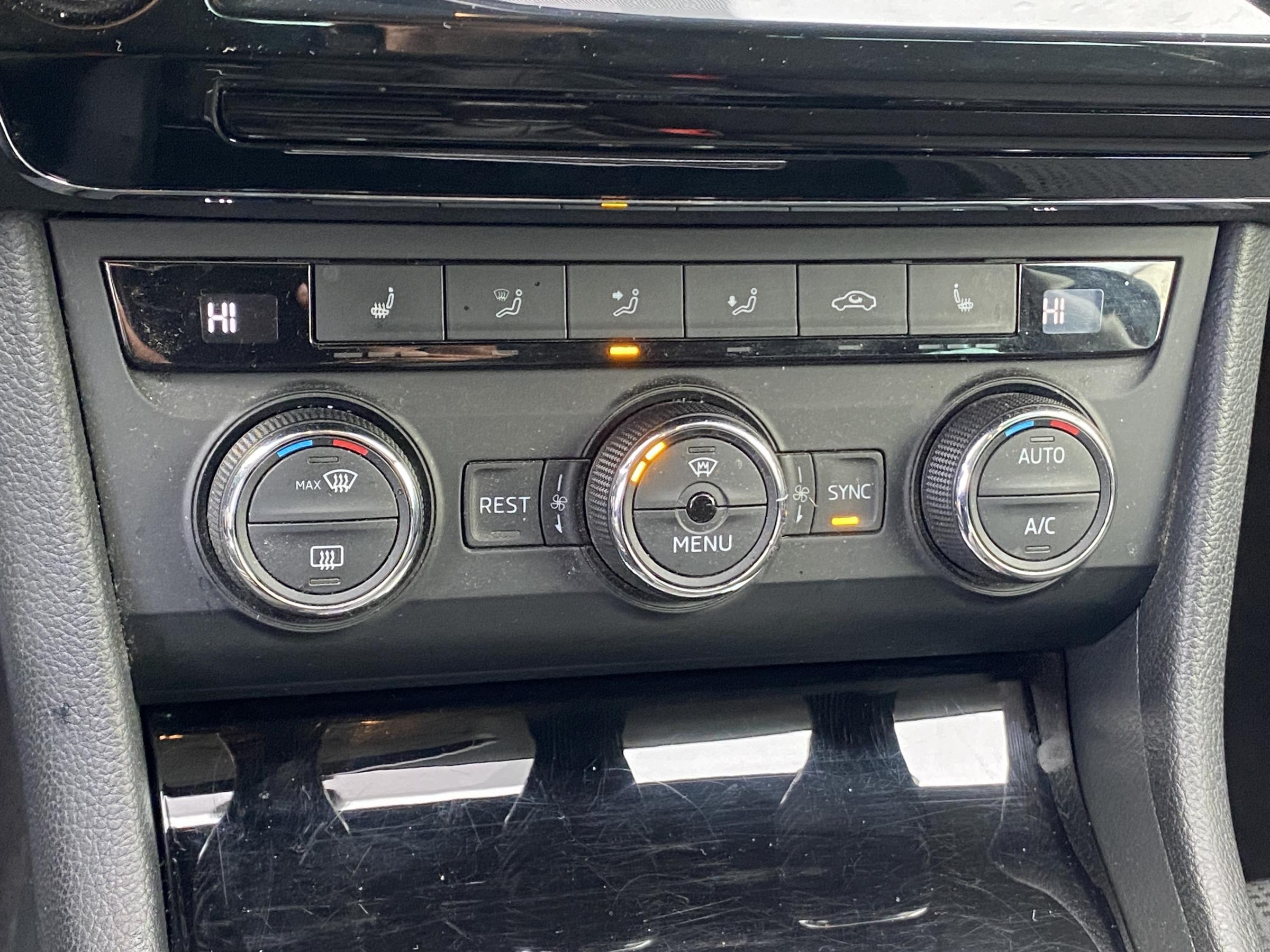 Škoda Superb III, 2016 - pohled č. 16