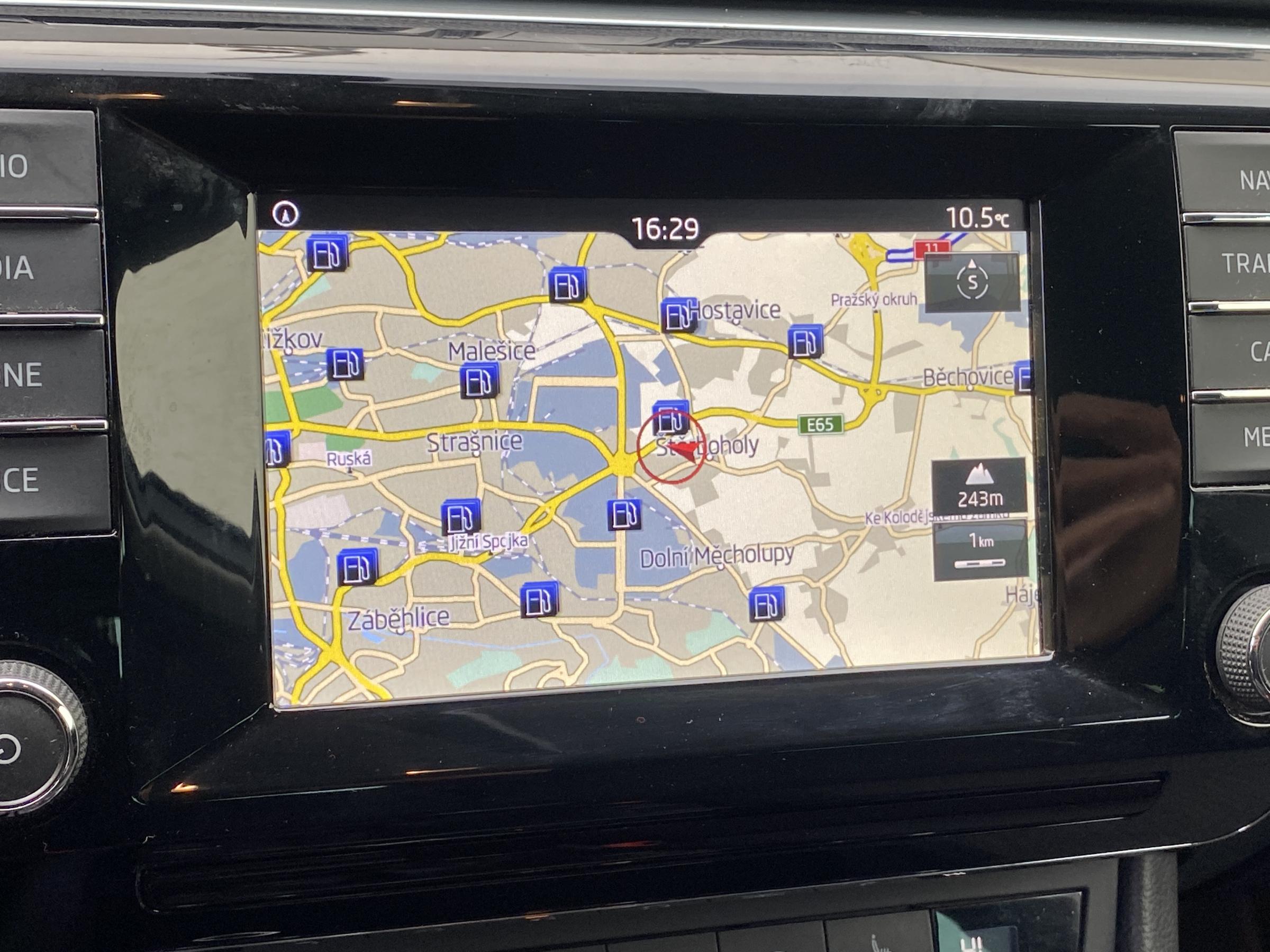 Škoda Superb III, 2016 - pohled č. 17