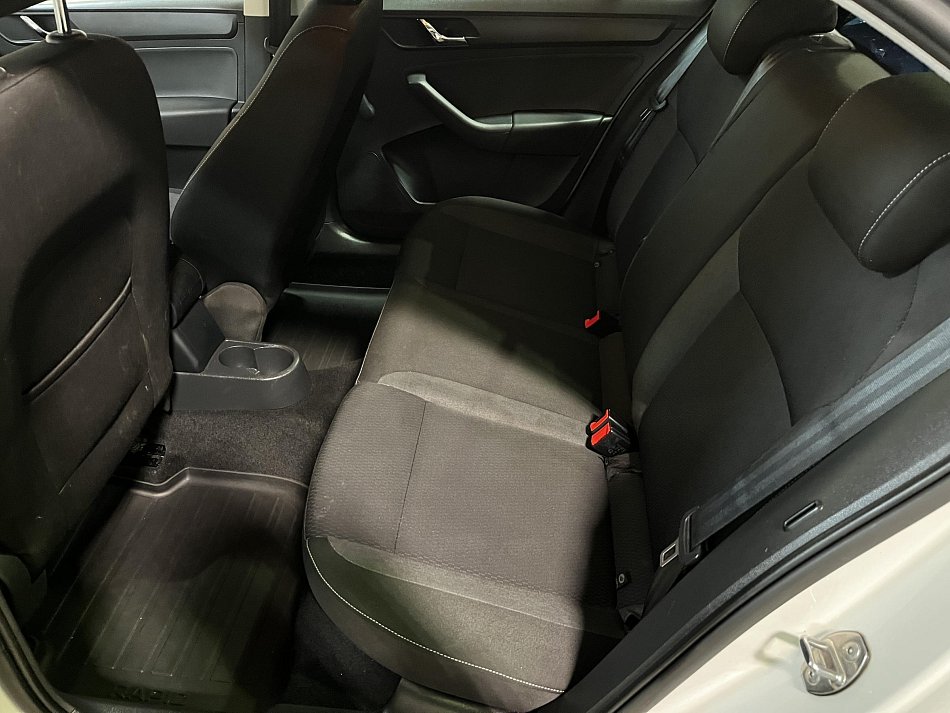 Škoda Rapid 1.6 TDi Ambition