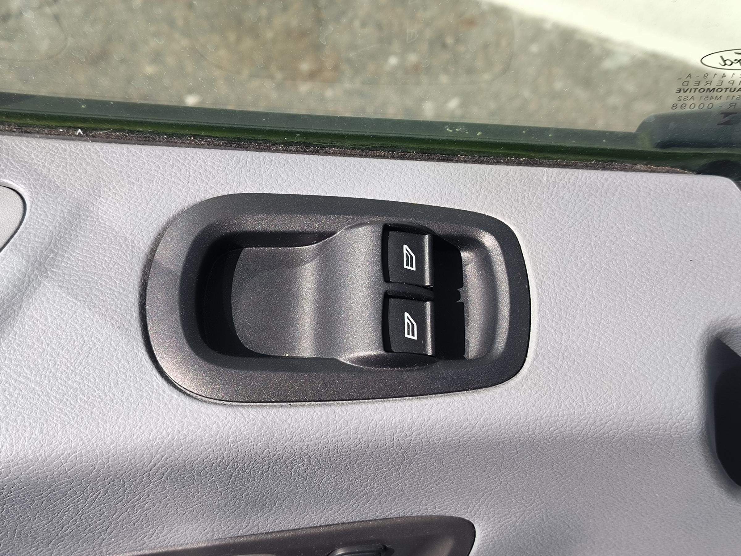 Ford Transit, 2019 - pohled č. 22