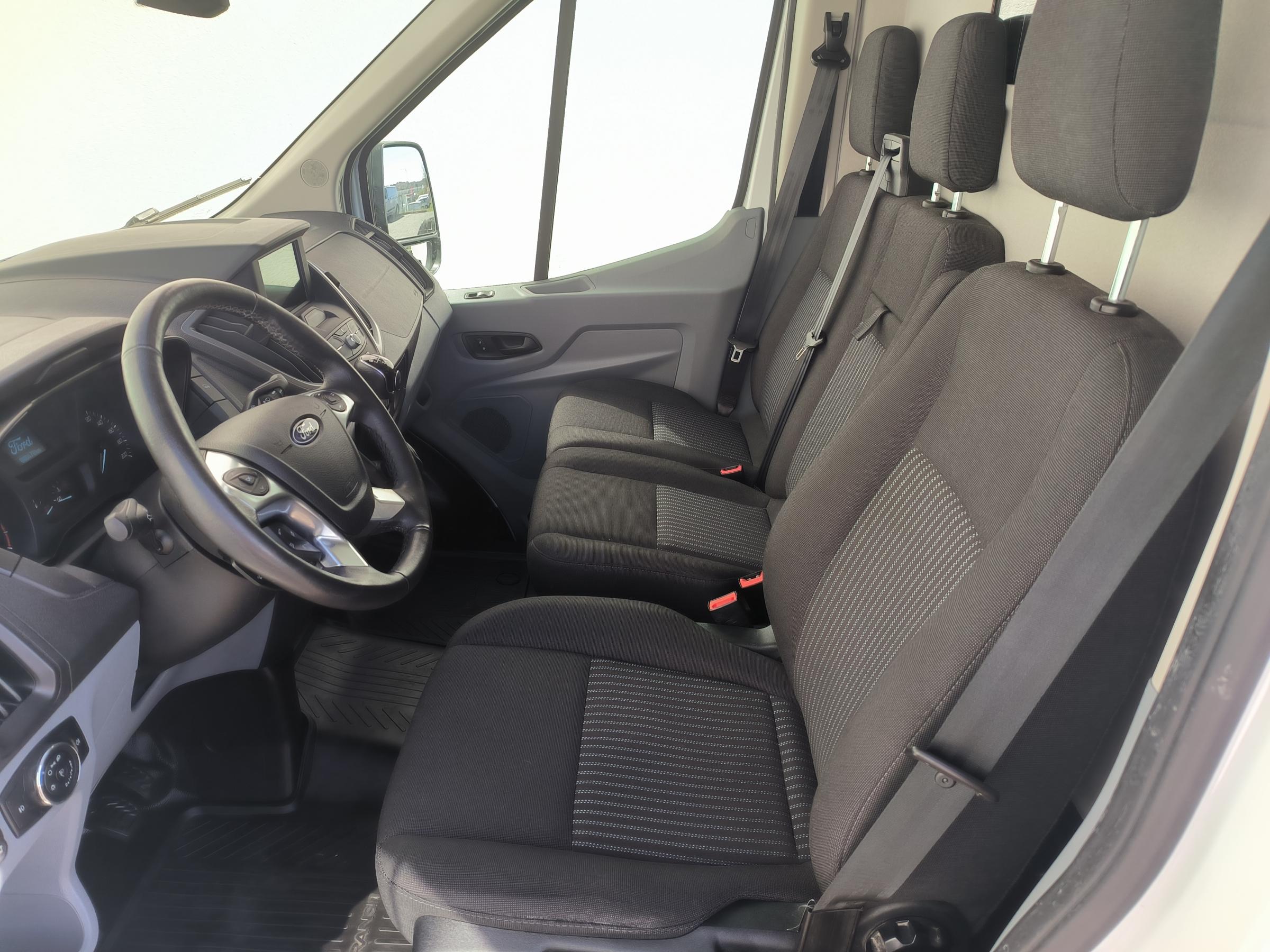 Ford Transit, 2019 - pohled č. 23