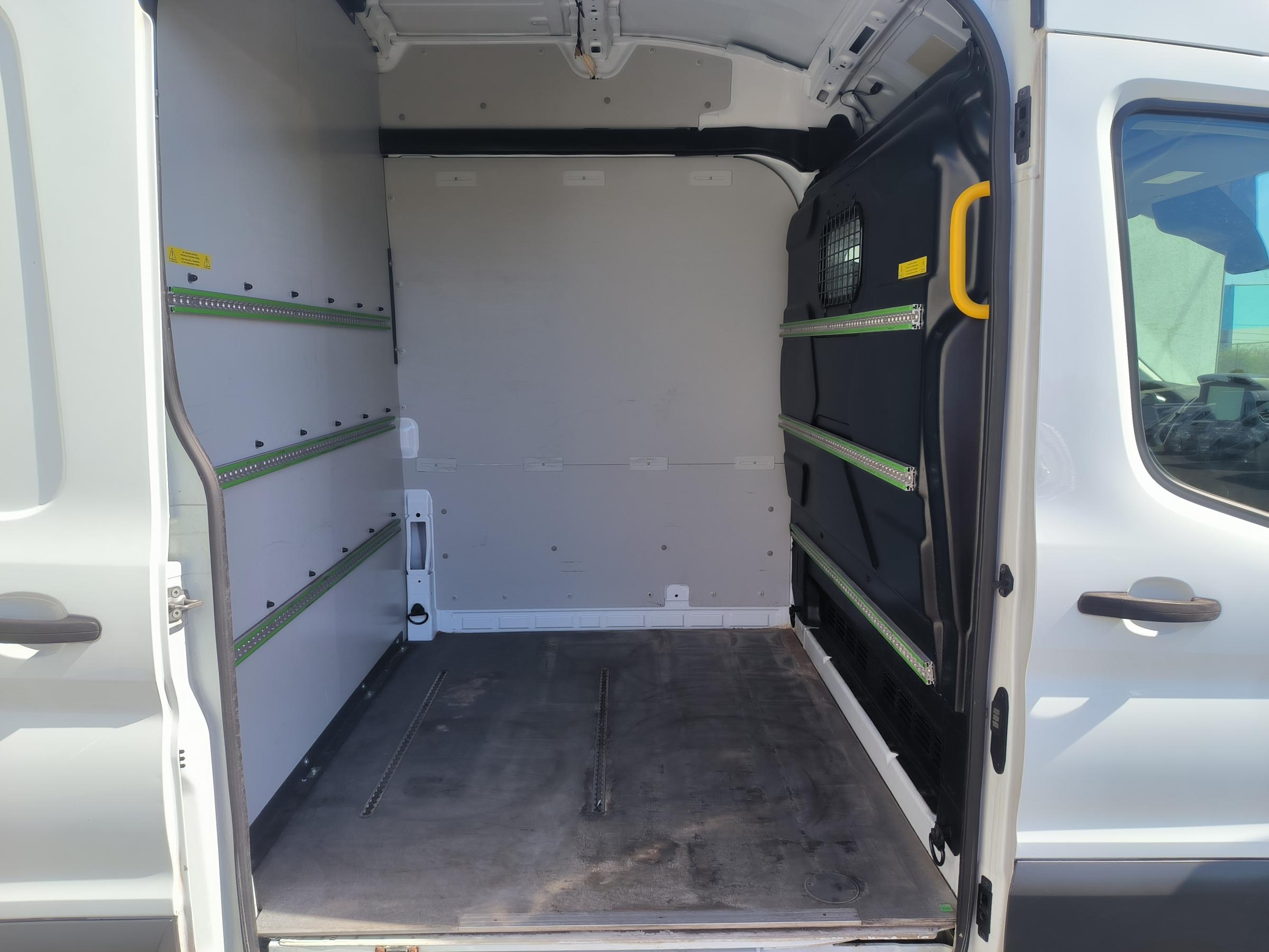 Ford Transit, 2019 - pohled č. 8