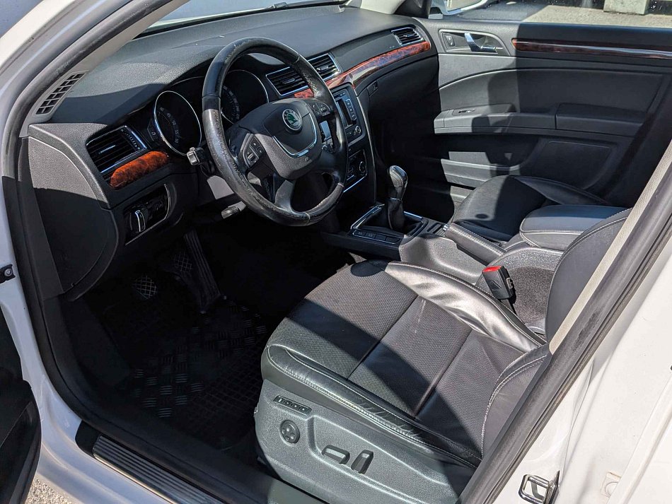 Škoda Superb II 2.0 TDi  4x4