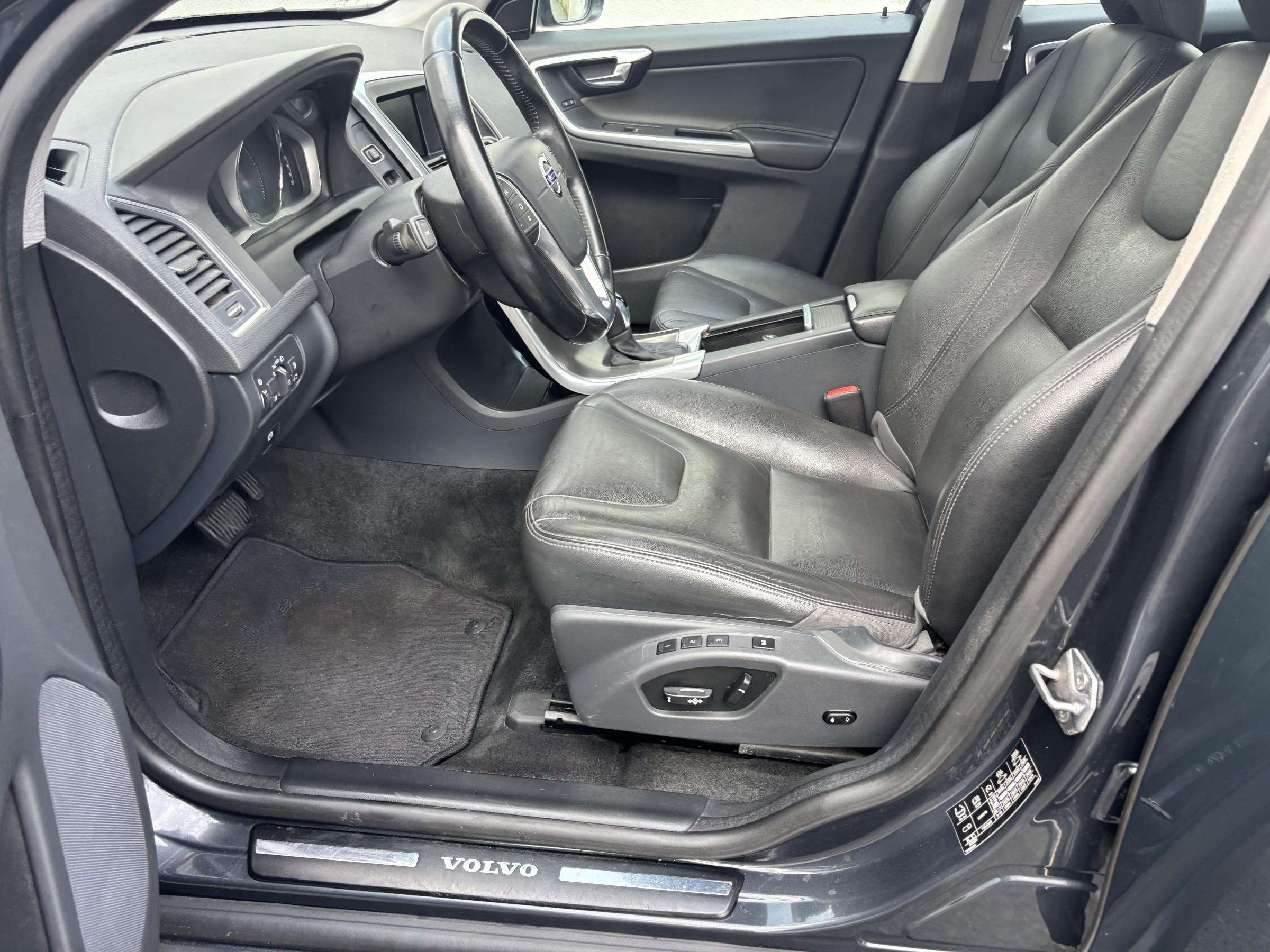 Volvo XC60, 2015 - pohled č. 11