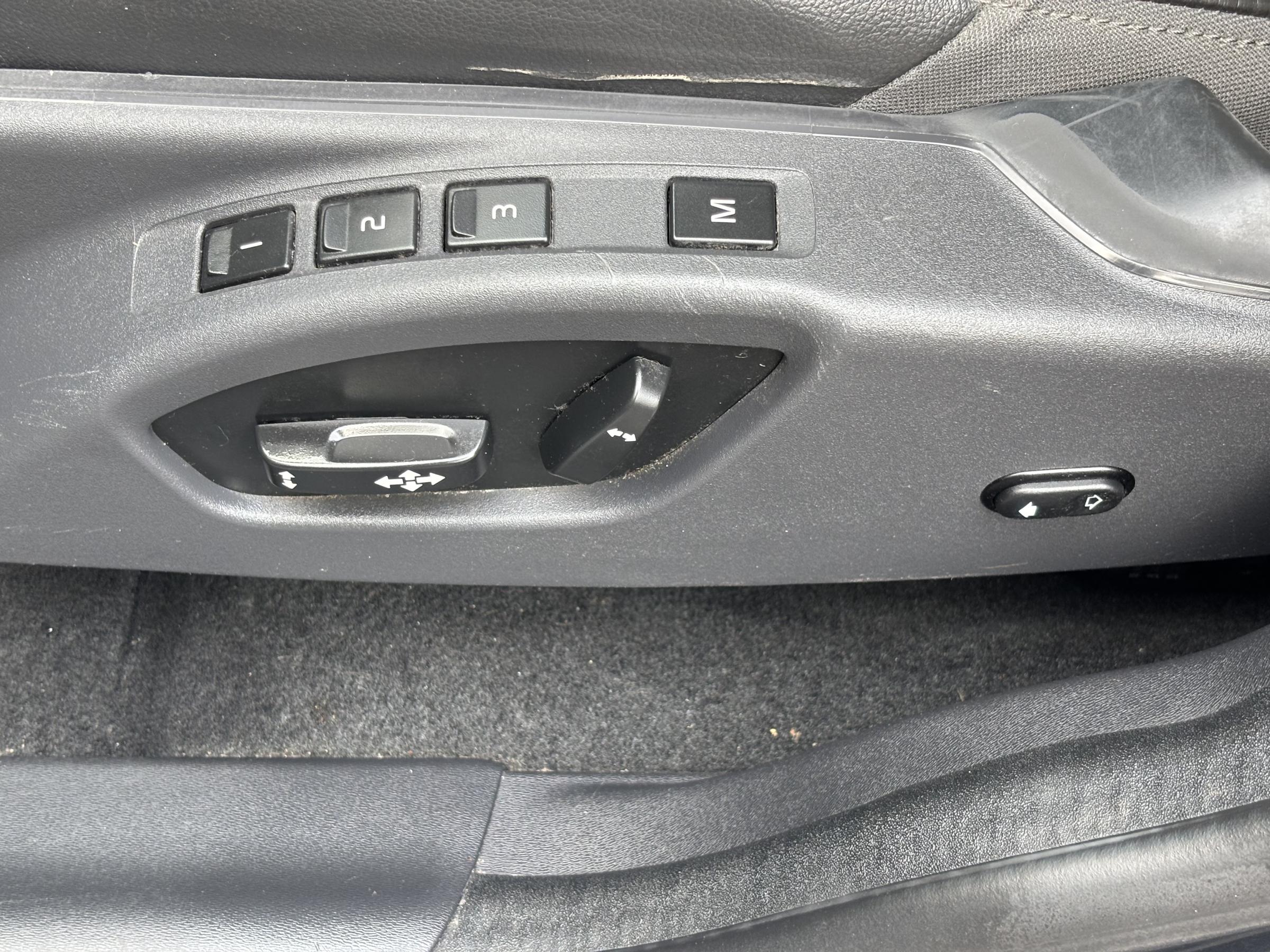 Volvo XC60, 2015 - pohled č. 14