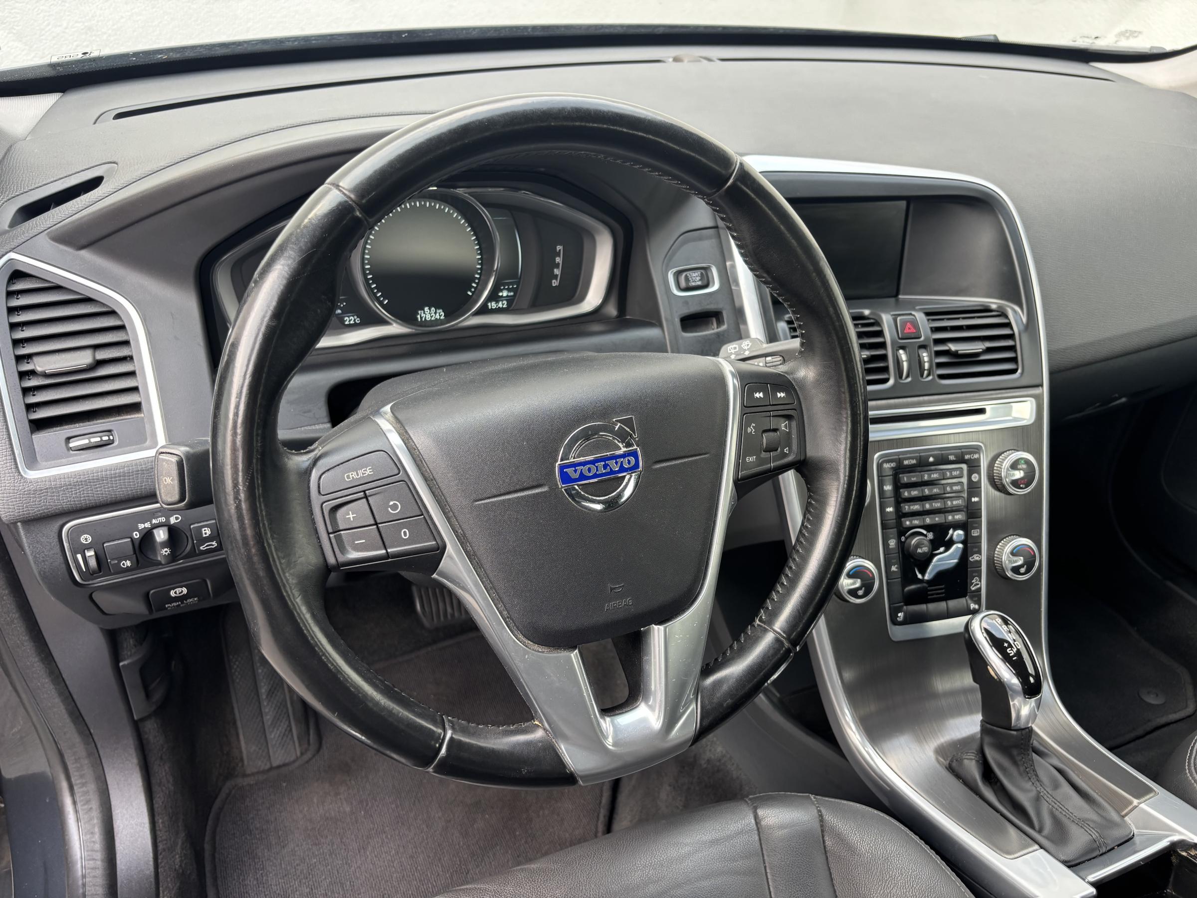 Volvo XC60, 2015 - pohled č. 15