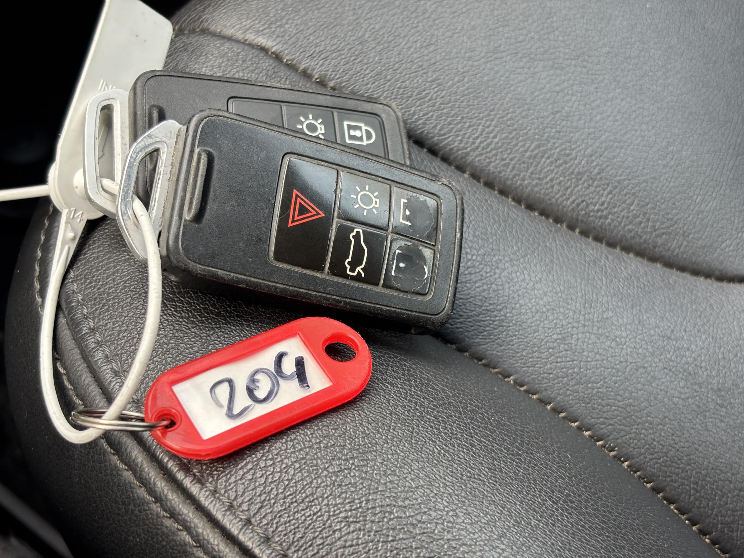 Volvo XC60, 2015 - pohled č. 21