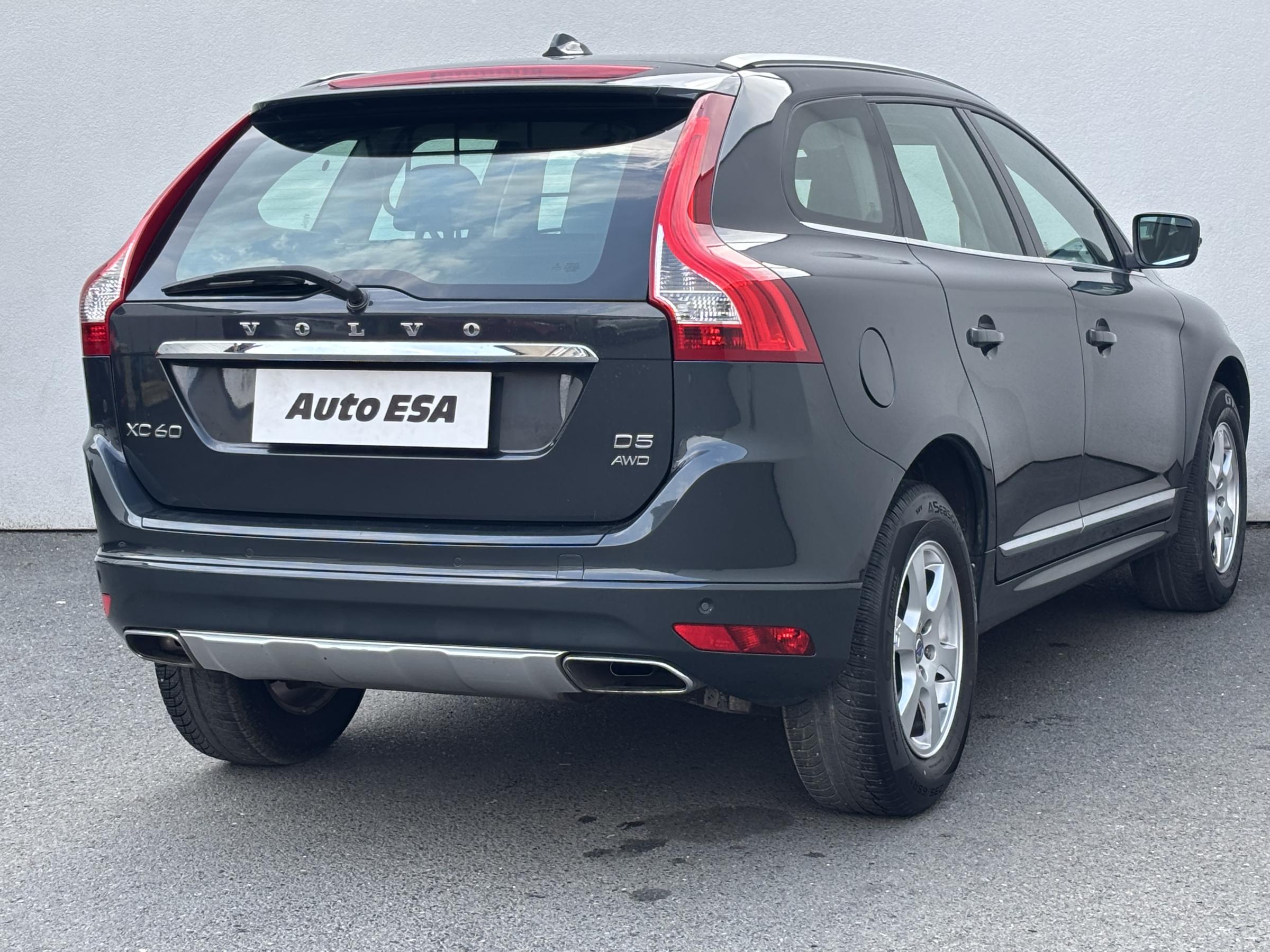 Volvo XC60, 2015 - pohled č. 4