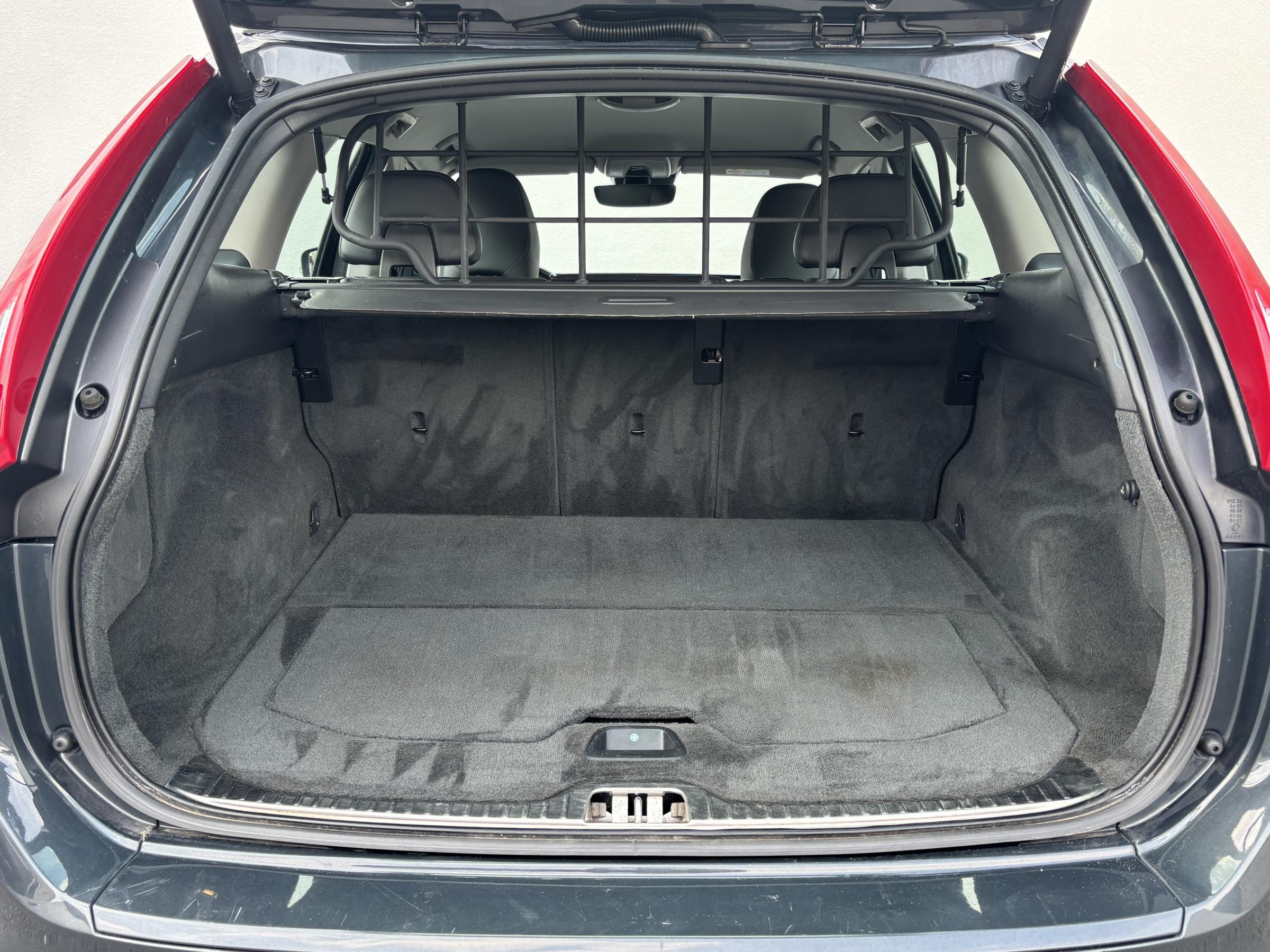 Volvo XC60, 2015 - pohled č. 8