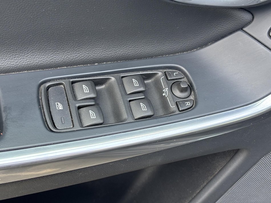 Volvo XC60 2.4 D Summum AWD