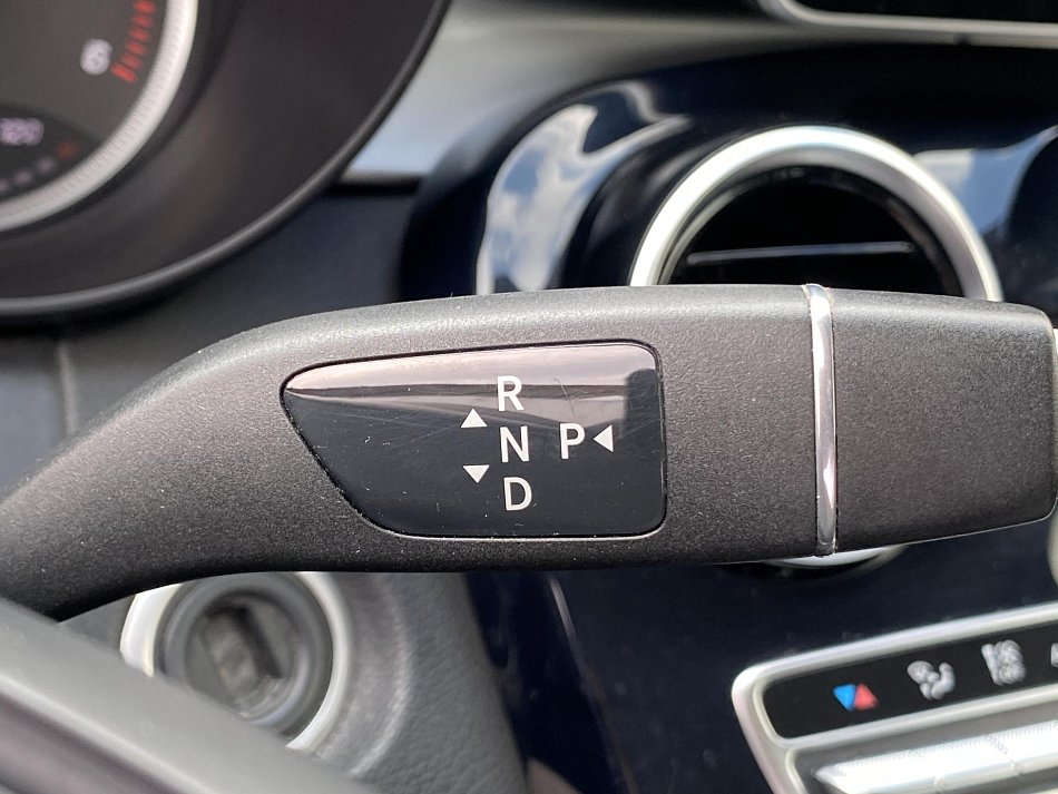 Mercedes-Benz Třída C 2.0CDi  C200