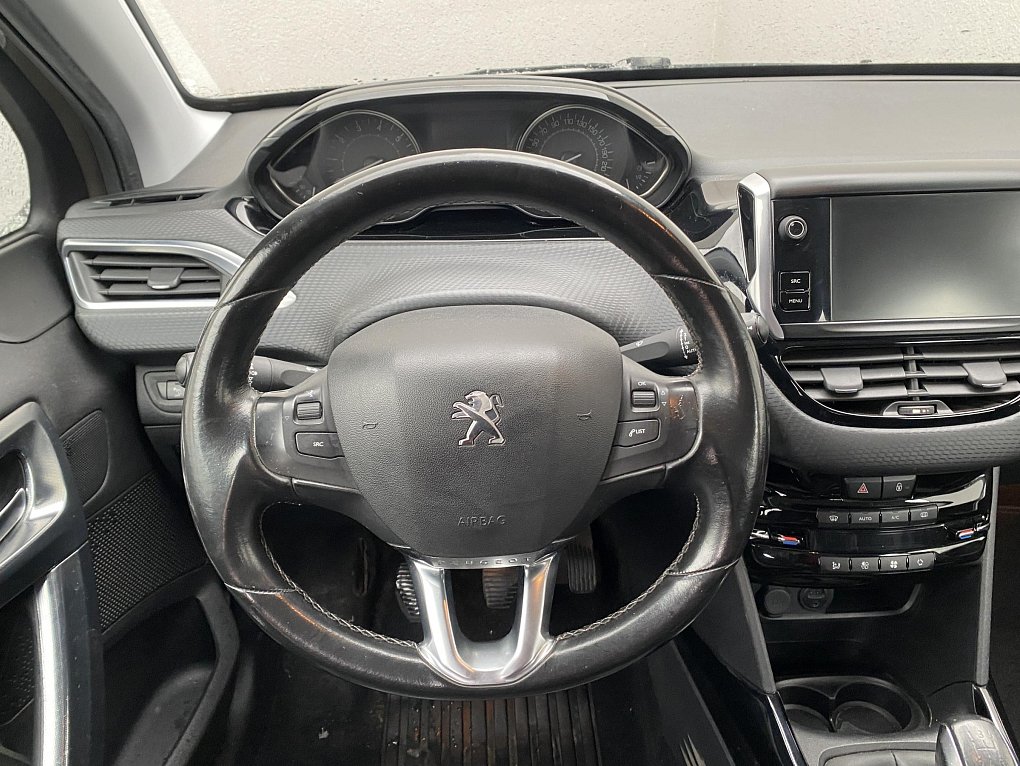 Peugeot 2008 1.2PT Allure