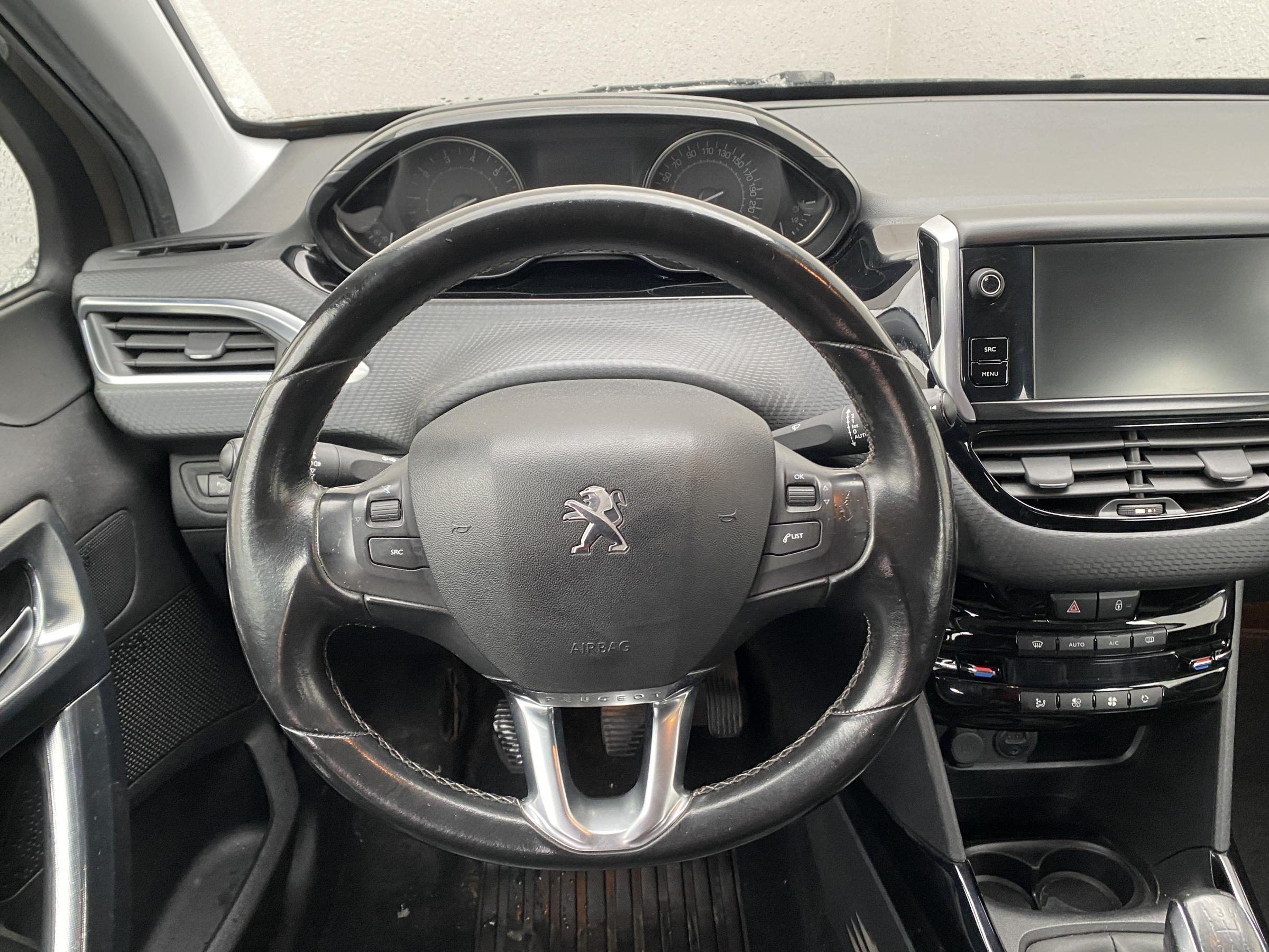 Peugeot 2008, 2015 - pohled č. 11