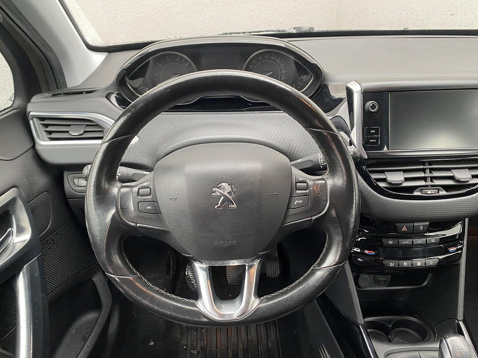 Peugeot 2008 1.2PT Allure