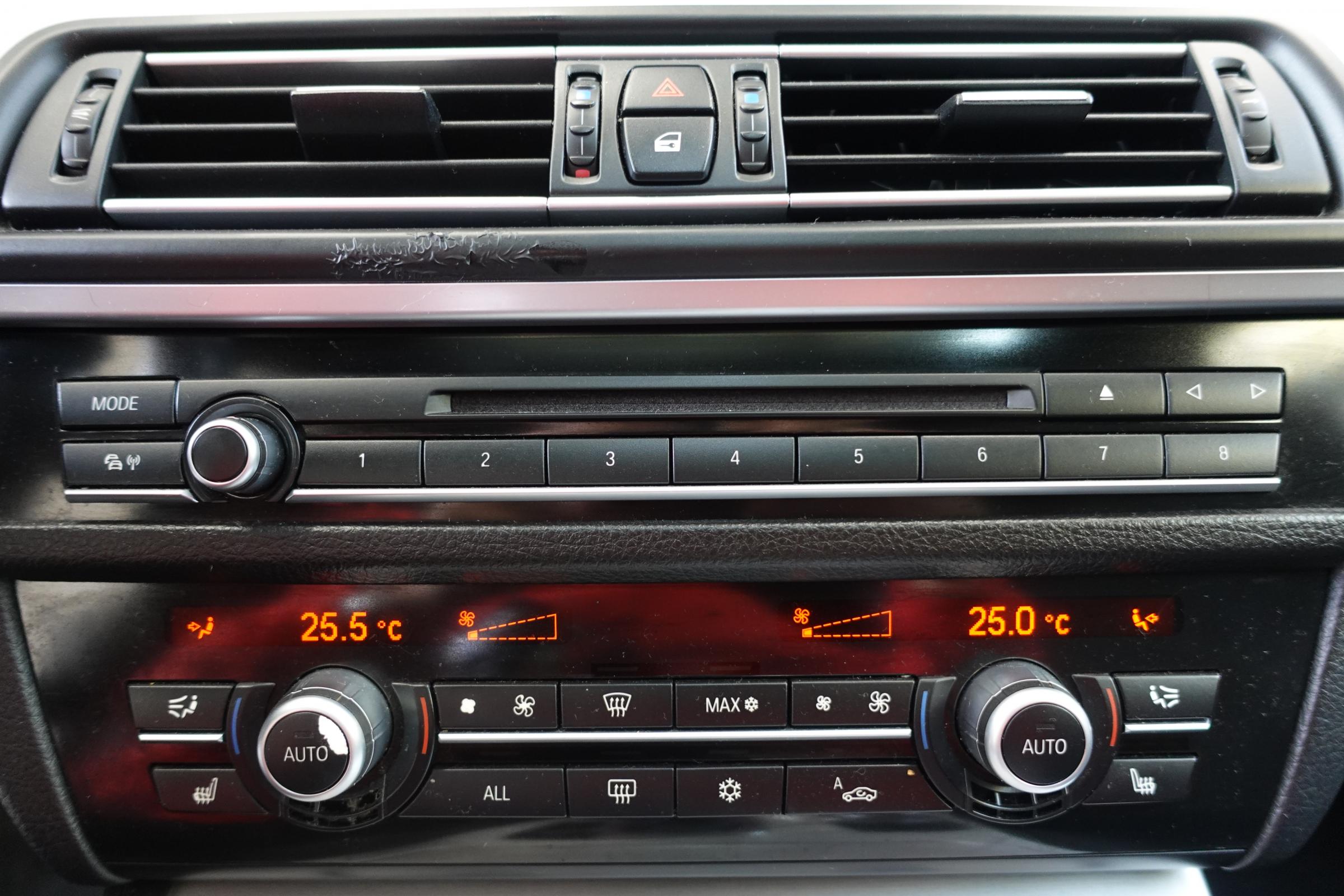 BMW Řada 5, 2011 - pohled č. 19