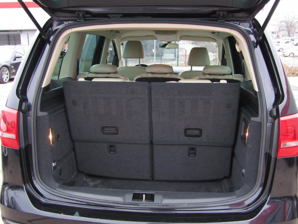 Volkswagen Sharan 2.0 TDi  7míst