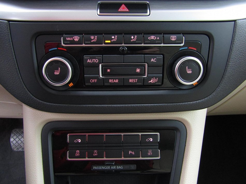 Volkswagen Sharan 2.0 TDi  7míst