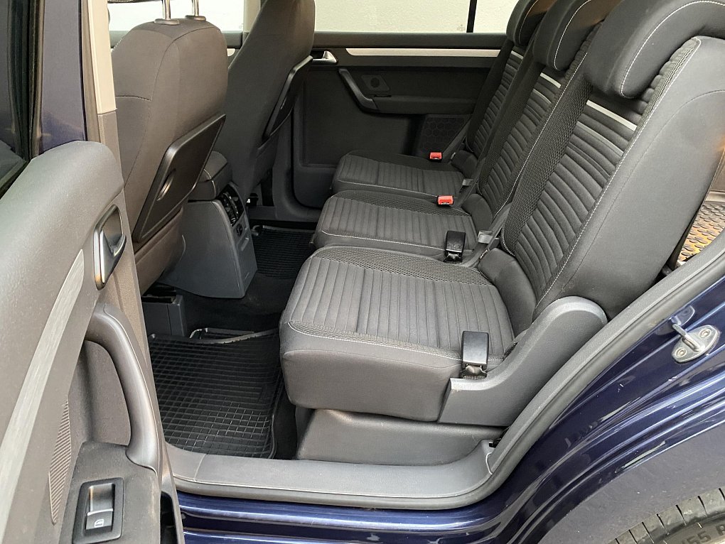 Volkswagen Touran 2.0 TDi 