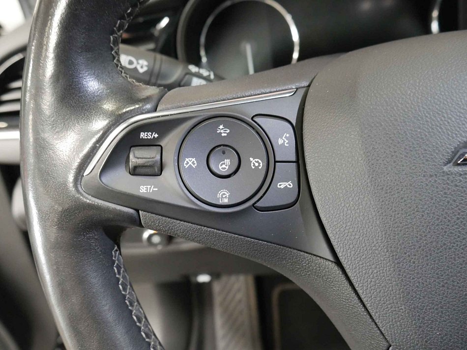 Opel Insignia 2.0CDTi 